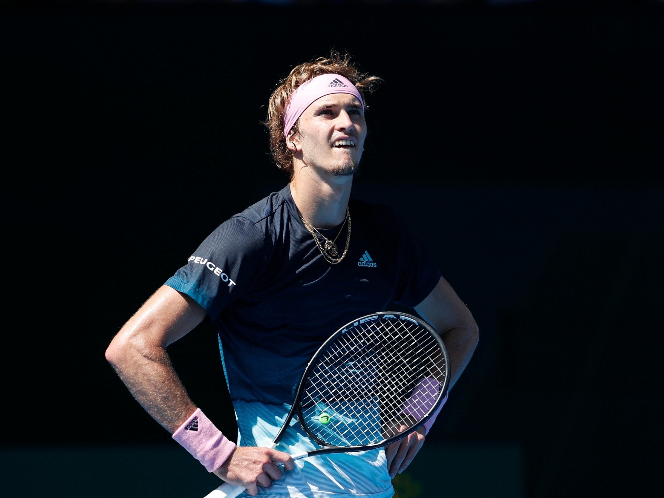 Alexander Zverev reacts during his match vs Milos Raonic