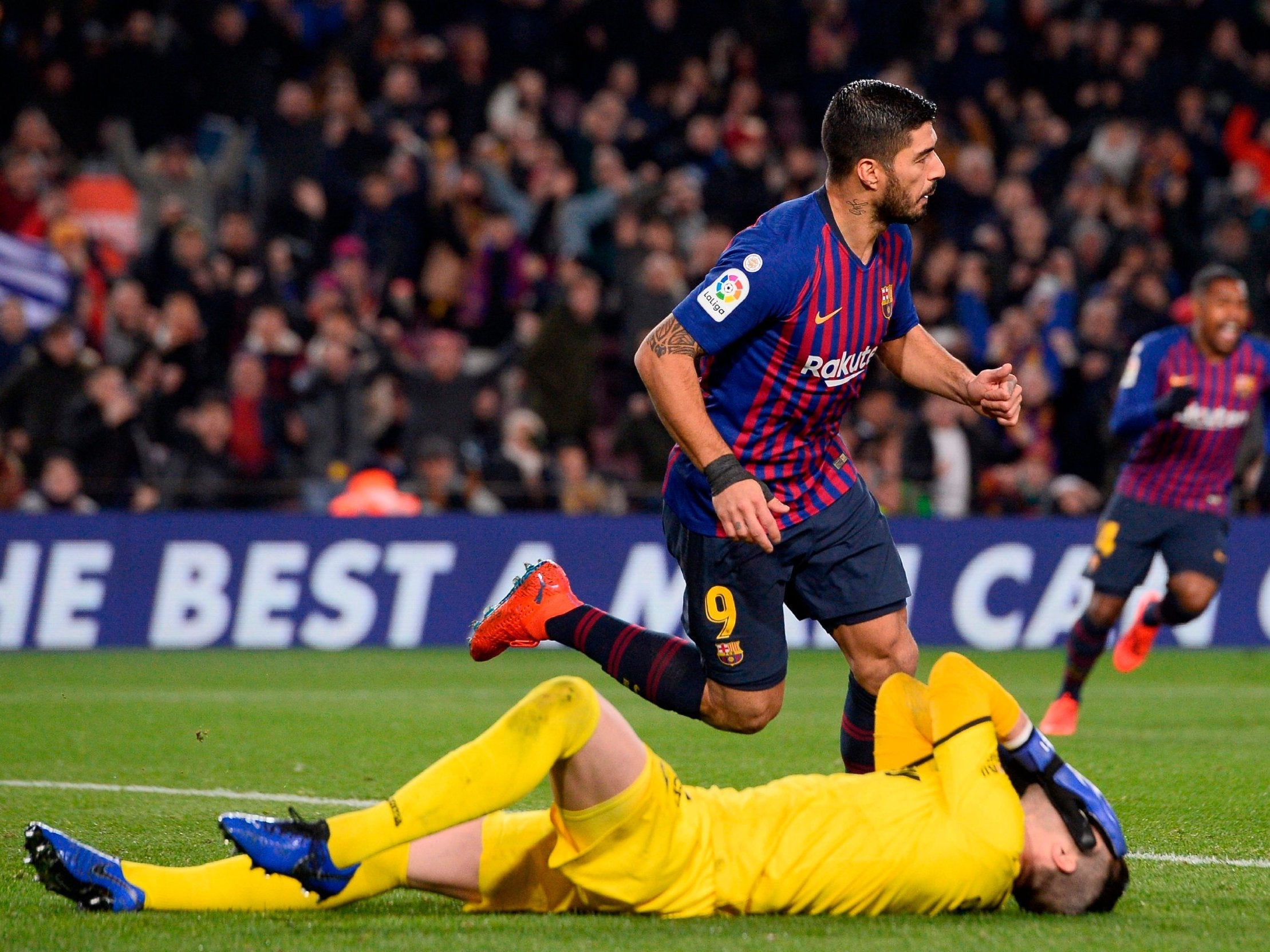 Luis Suarez scored for Barcelona despite making contact with Ivan Cuellar's face