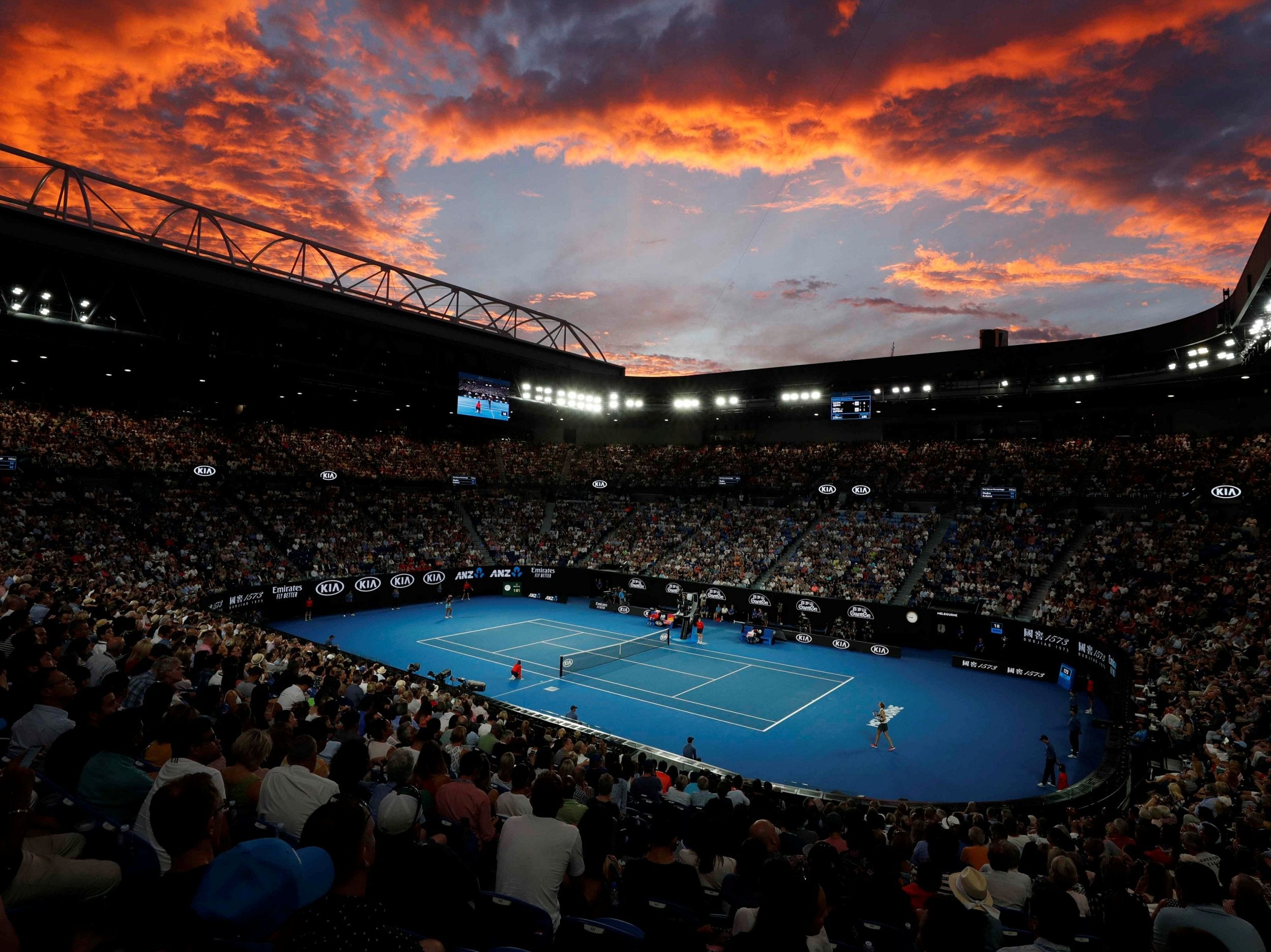 Sun sets over Melbourne Park