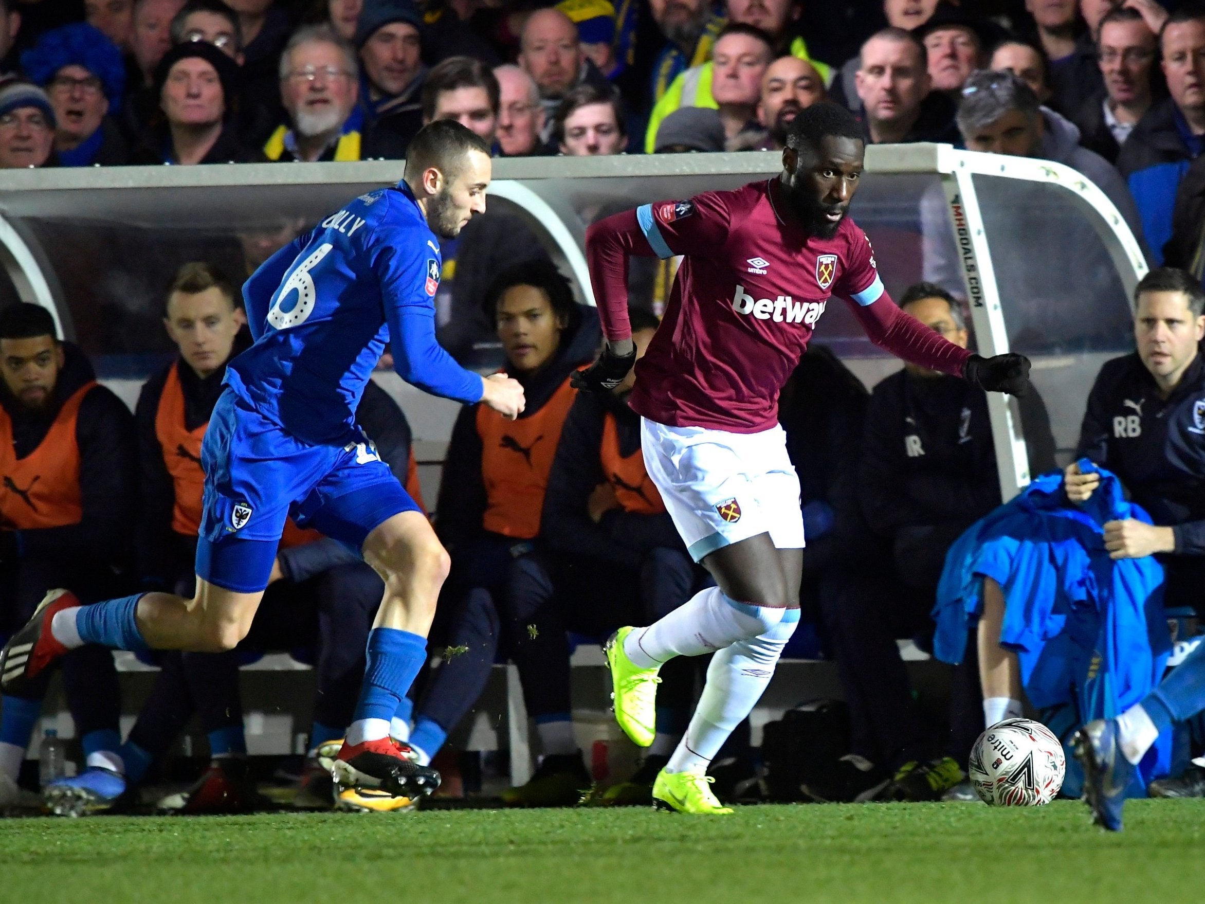 West Ham's Arthur Masuaku gets on the ball