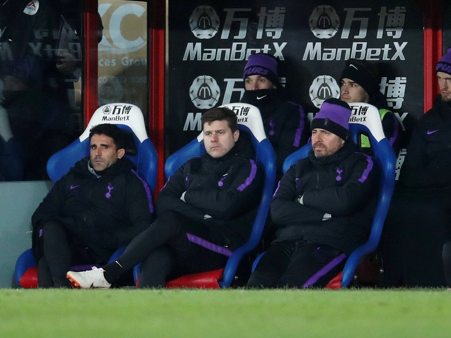 Mauricio Pochettino looks on as Crystal Palace defeat Tottenham