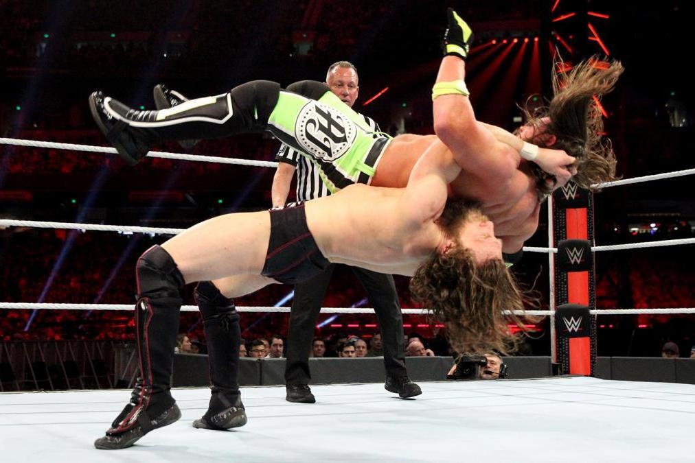 Daniel Bryan beats AJ Styles