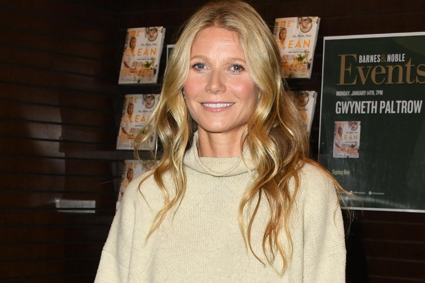 Gwyneth Paltrow Signs Copies Of Her New Book "The Clean Plate" at Barnes & Noble at The Grove on 14 January, 2019 in Los Angeles, California.