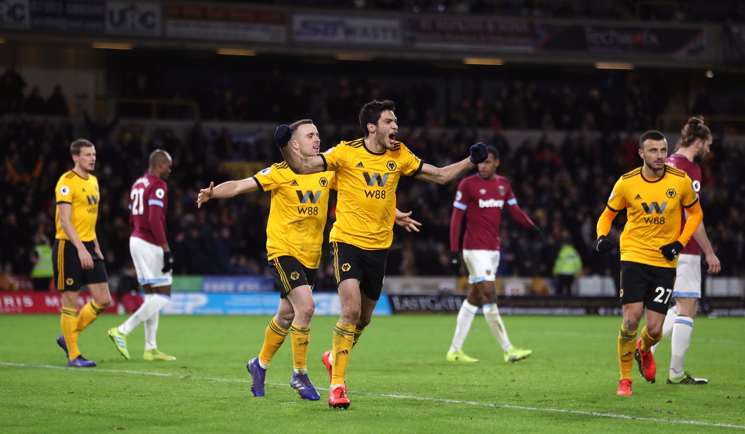 Raul Jimenez clelebrates with his team-mates