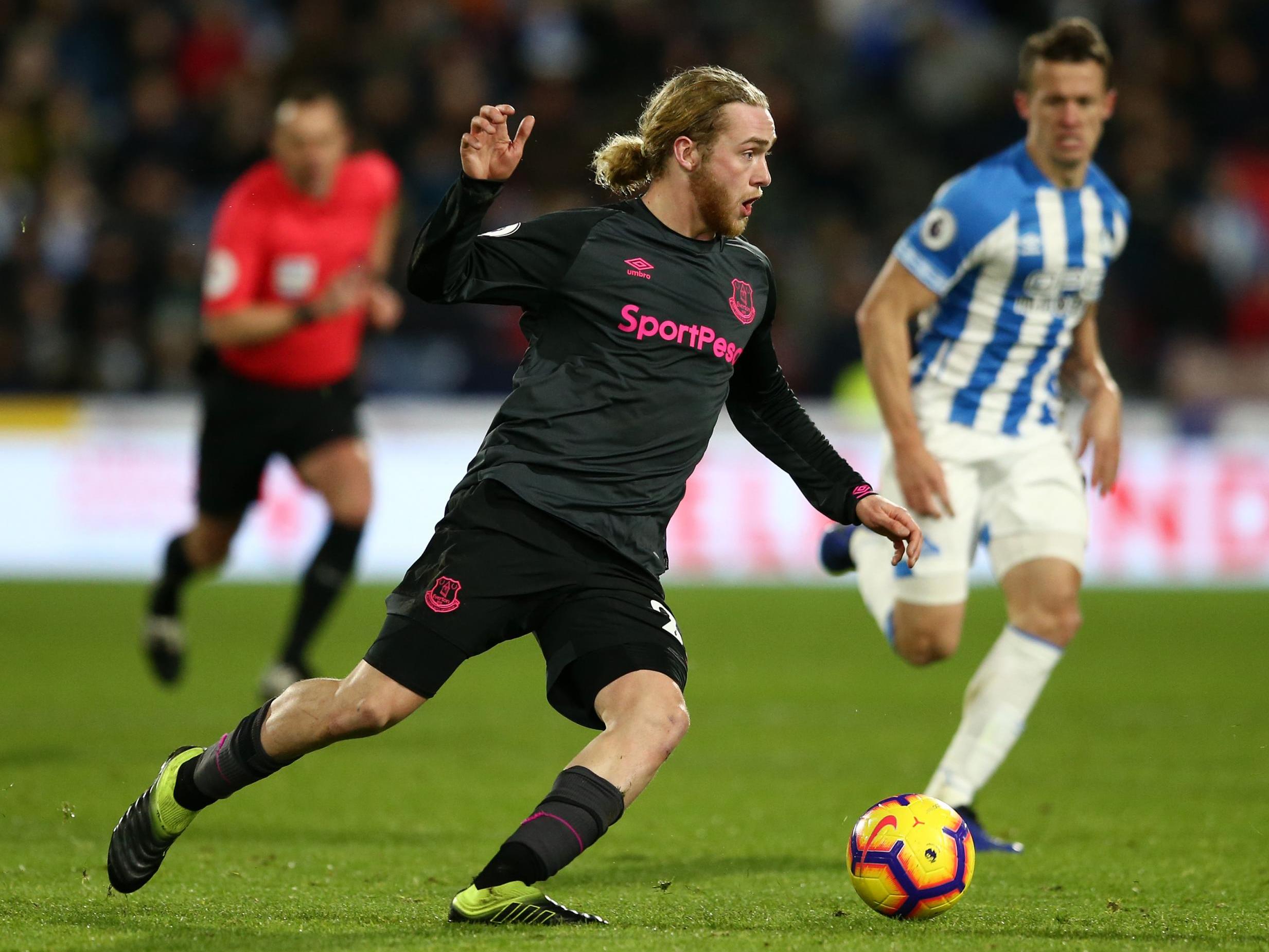 Tom Davies in action for Everton