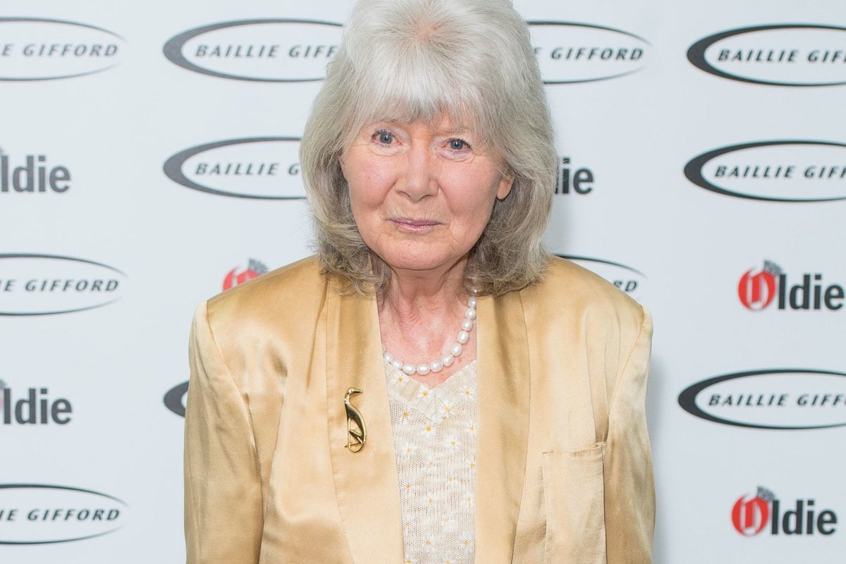 https://static.the-independent.com/s3fs-public/thumbnails/image/2019/01/30/11/jilly-cooper.jpg?width=1200&height=800&crop=1200:800