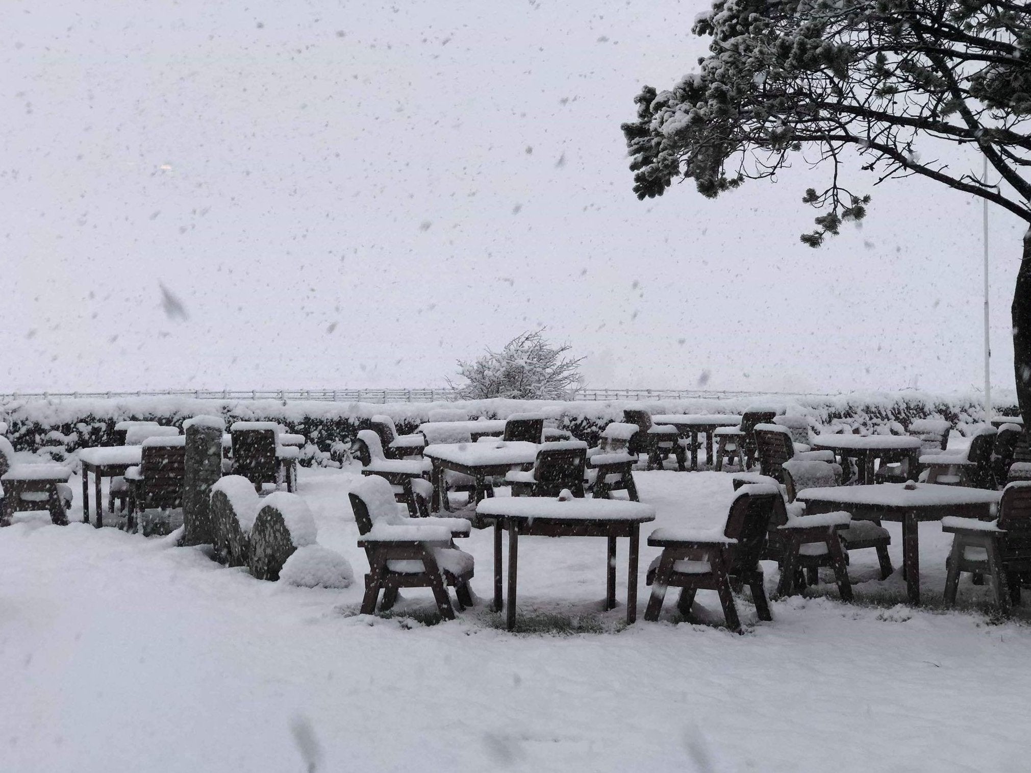 The Jamaica Inn pub on Bodmin Moor after heavy snow set in