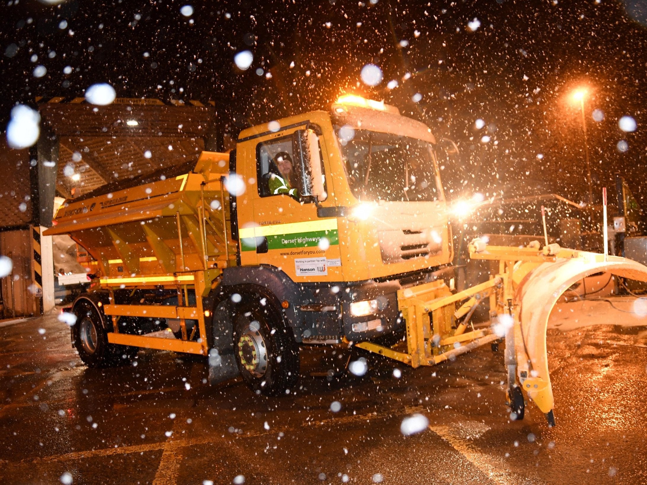 Dorset Highways Operations worked to grit and salt roads on Thursday night