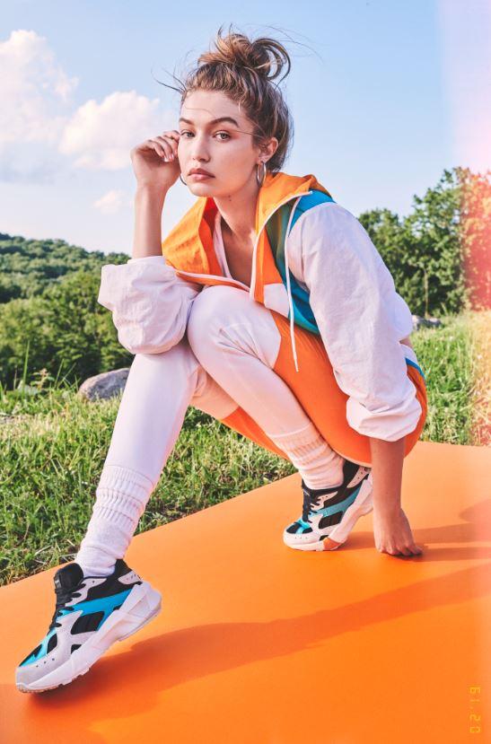 (Reebok)