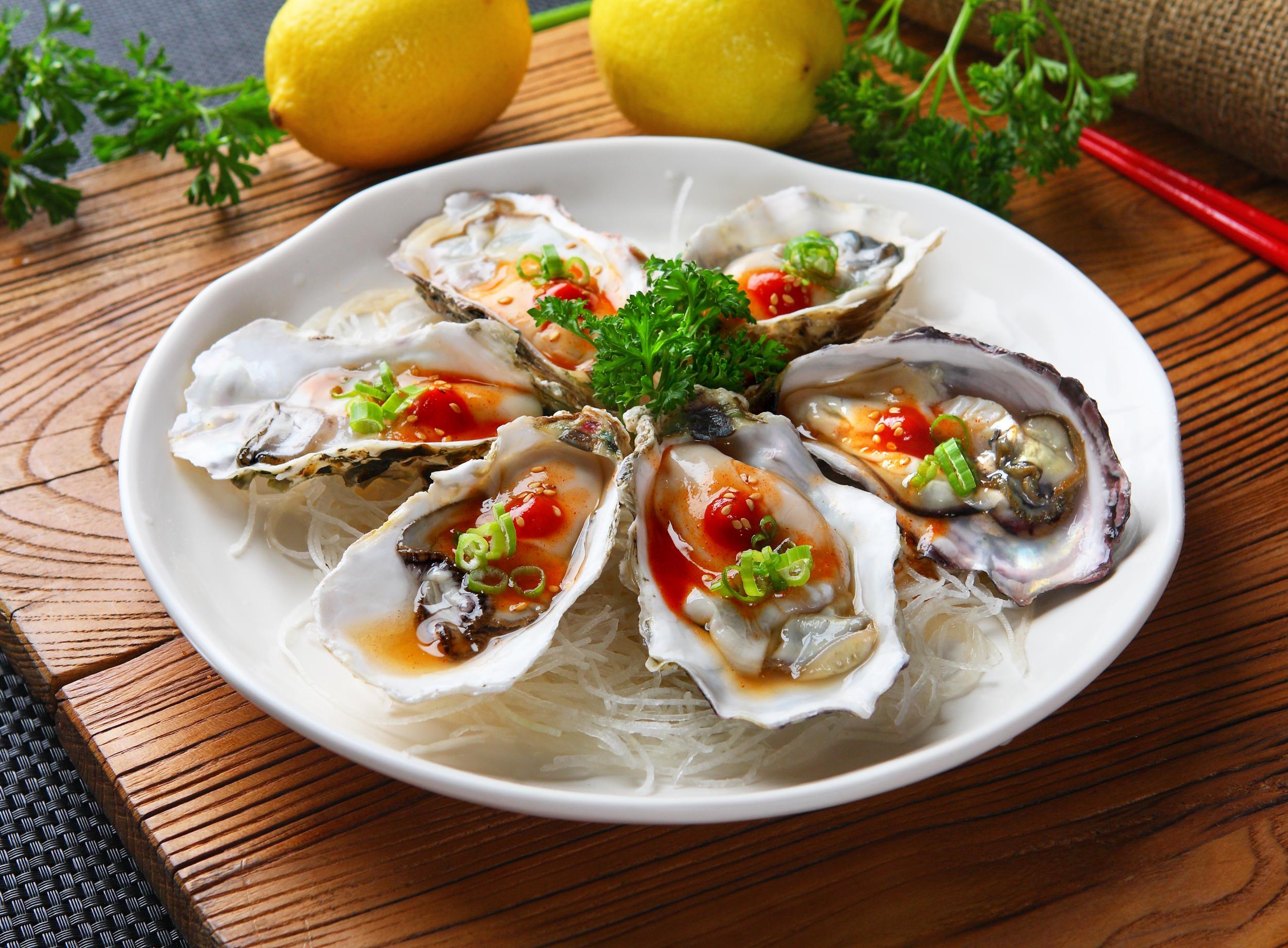 Aphrodisiac foods are perfect for the holiday (Stock)