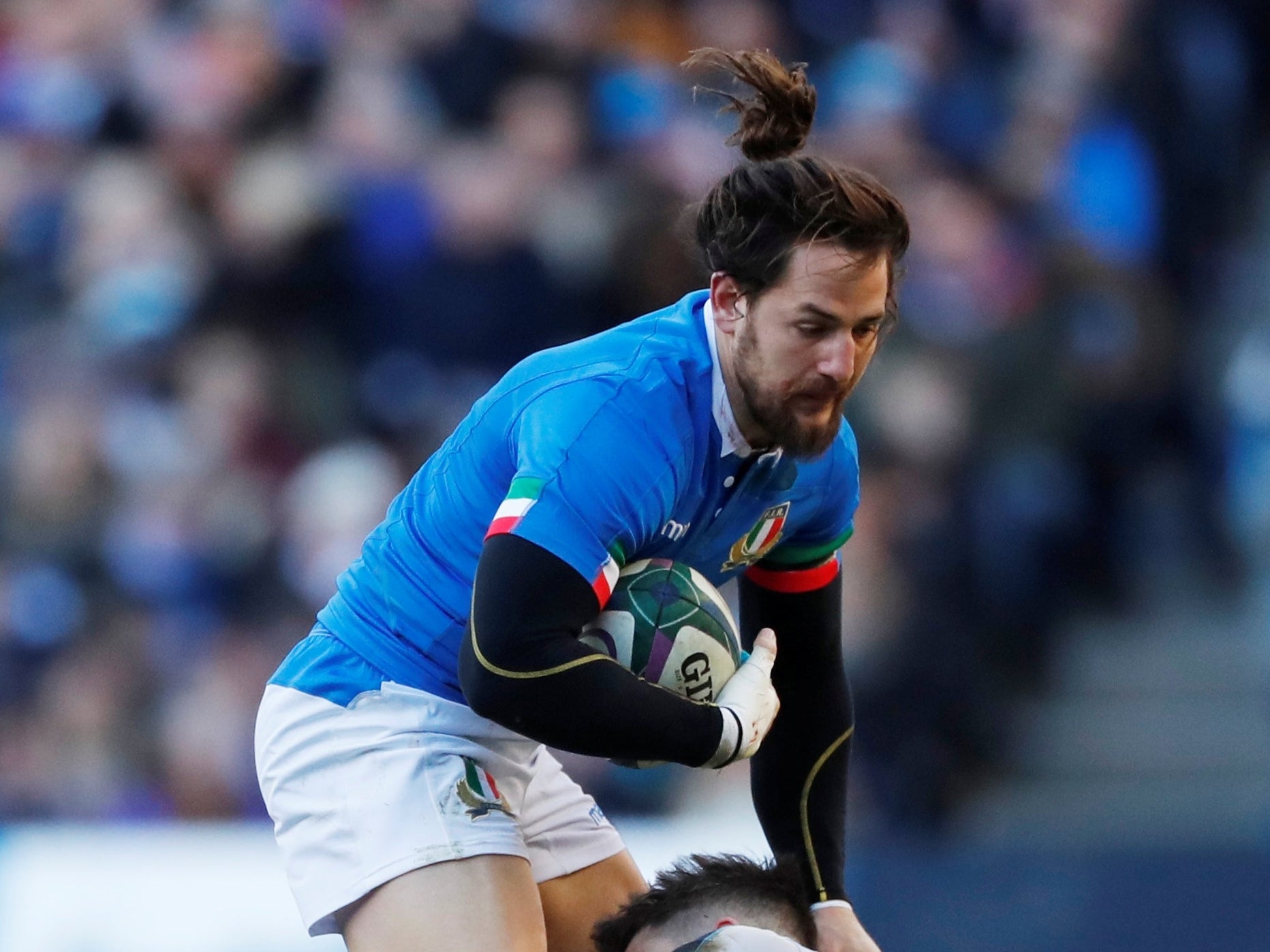 One good run early in the first half came to nothing. Constantly looked for the intercept, to no avail.