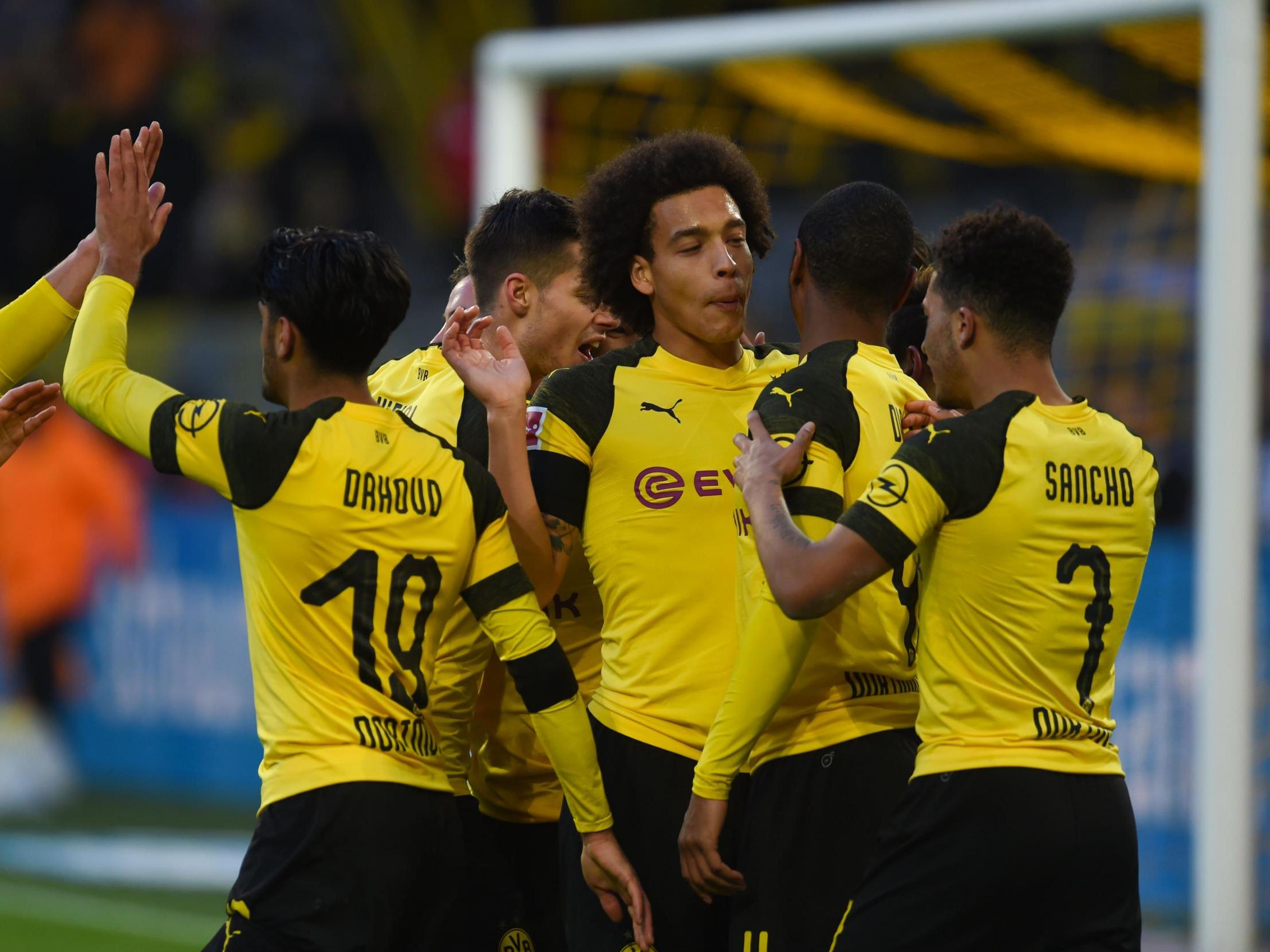 Dortmund celebrate scoring vs Hoffenheim