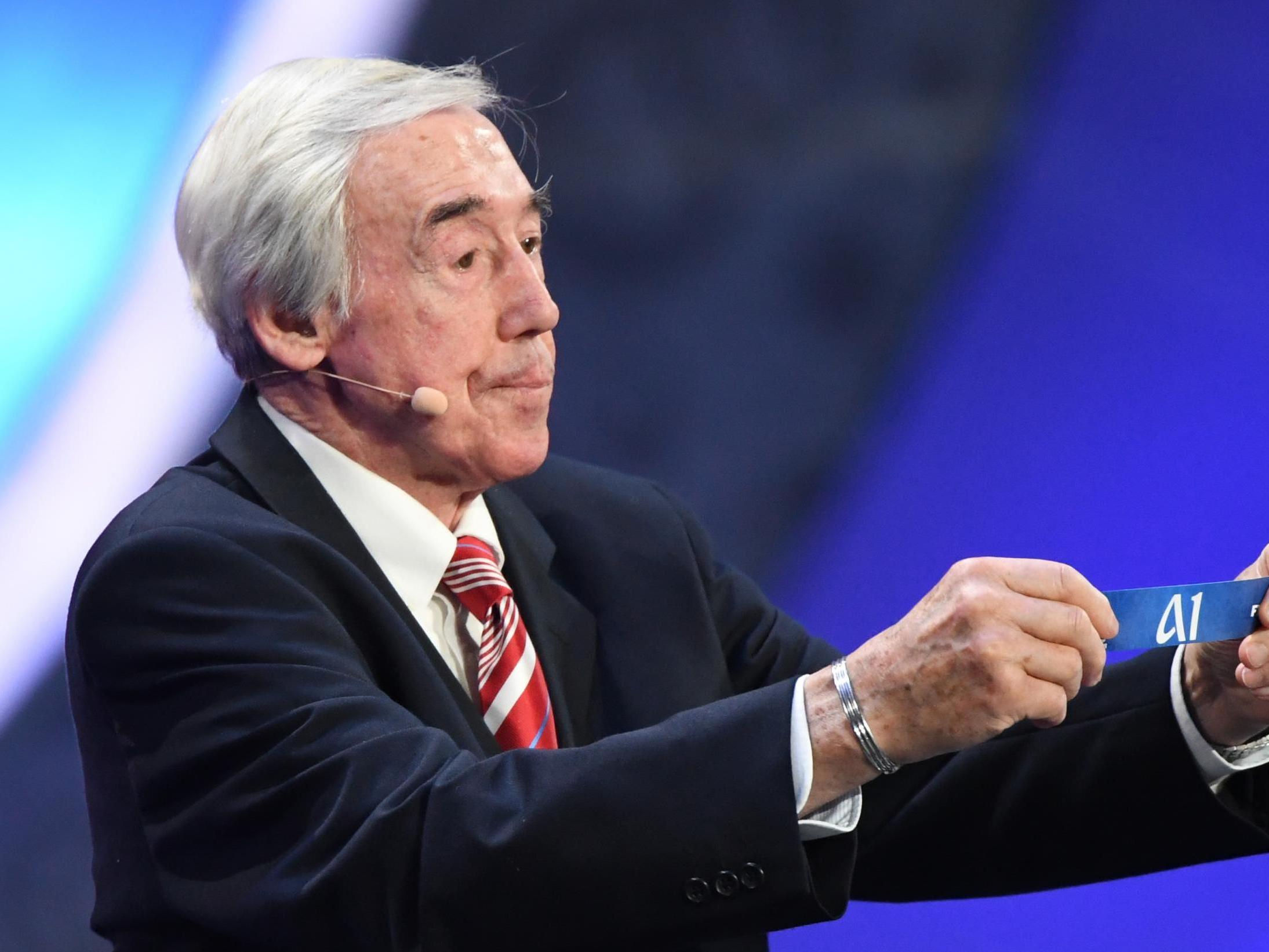 Gordon Banks has died, aged 81 (AFP/Getty )