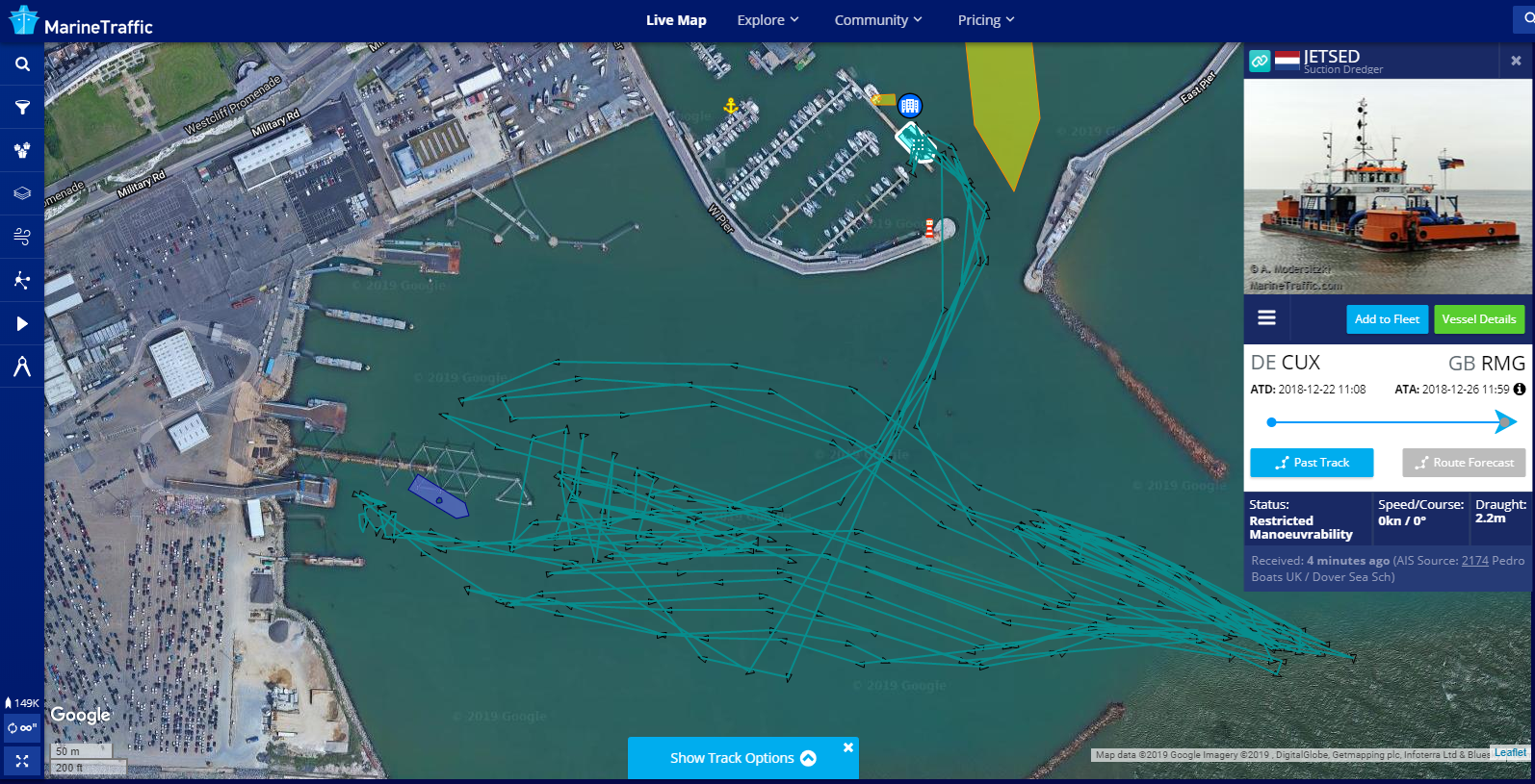 A Dutch vessel owned by Van Oord was dredging in Ramsgate port on Tuesday despite the fact that the Seaborne contract has been cancelled