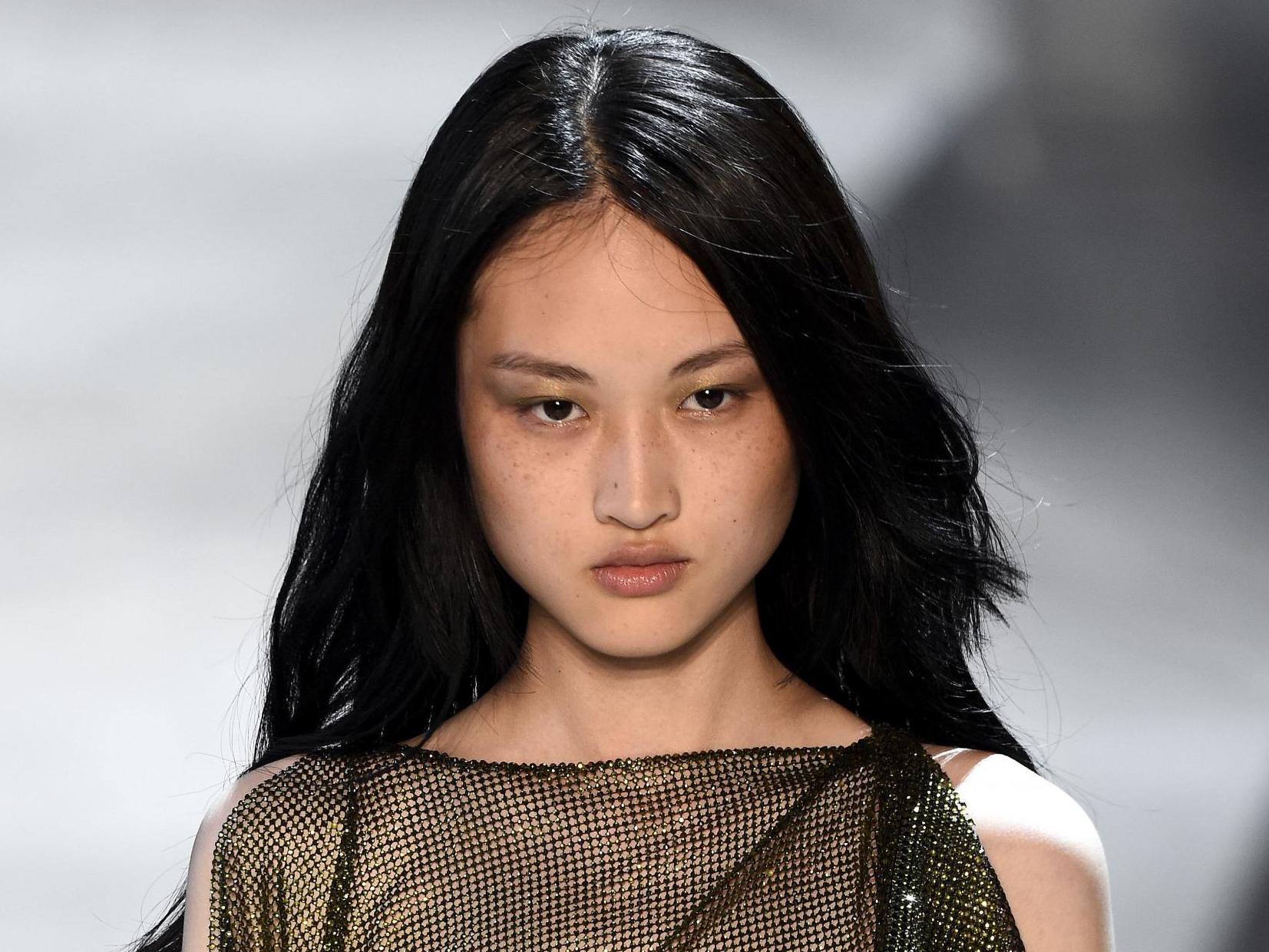 Jing Wen modelling at the Alexandre Vauthier AW16/17 Haute Couture collection fashion show in 2016 in Paris