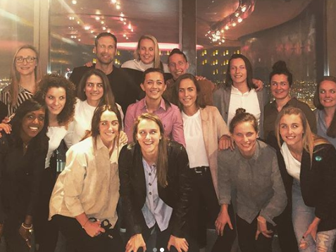 Petr Cech poses with Arsenal Women after a meal