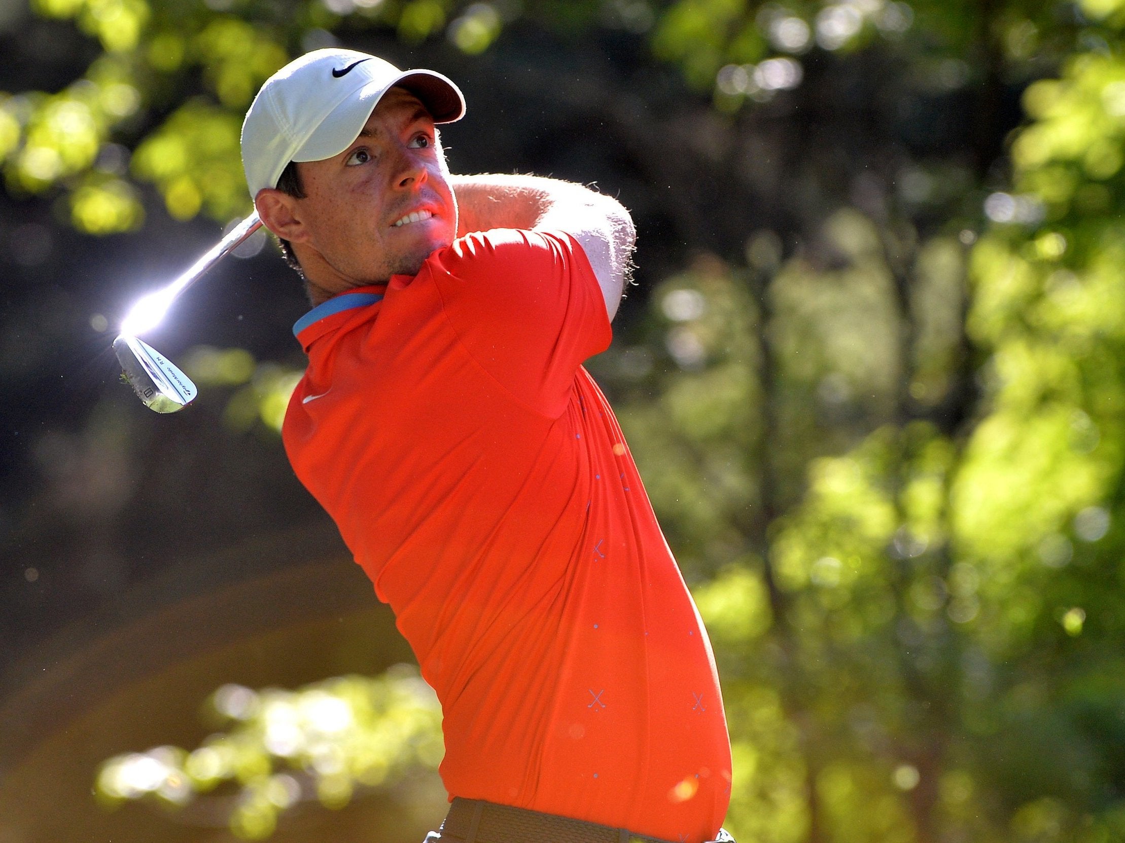 McIlroy produced a faultless first round to go eight-under-par