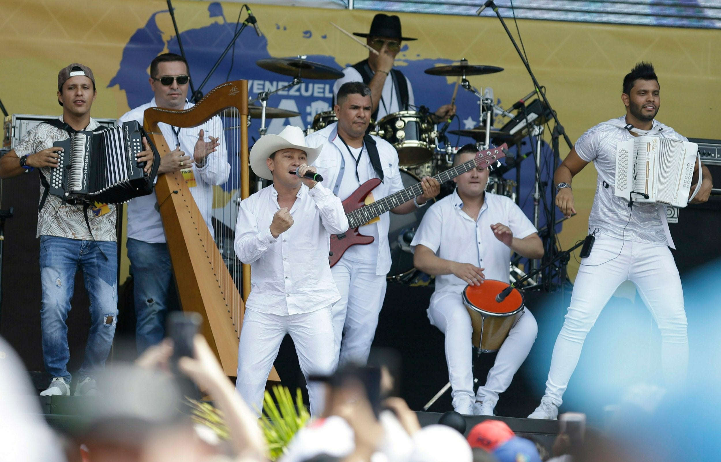 Colombian singer Geovanny Ayala performs during the Venezuela Aid Live concert