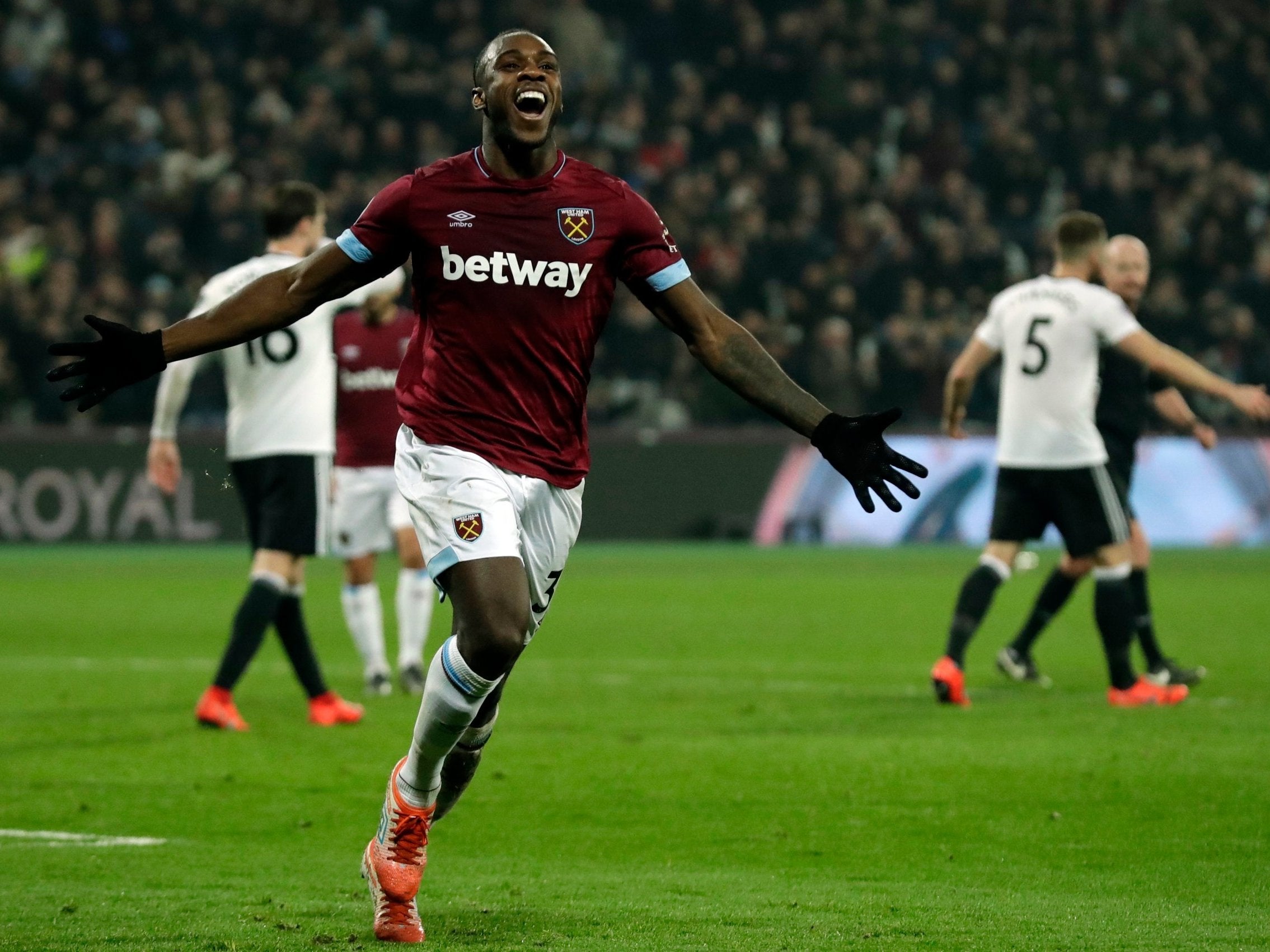 Michail Antonio struck in the 91st minute to wrap up victory