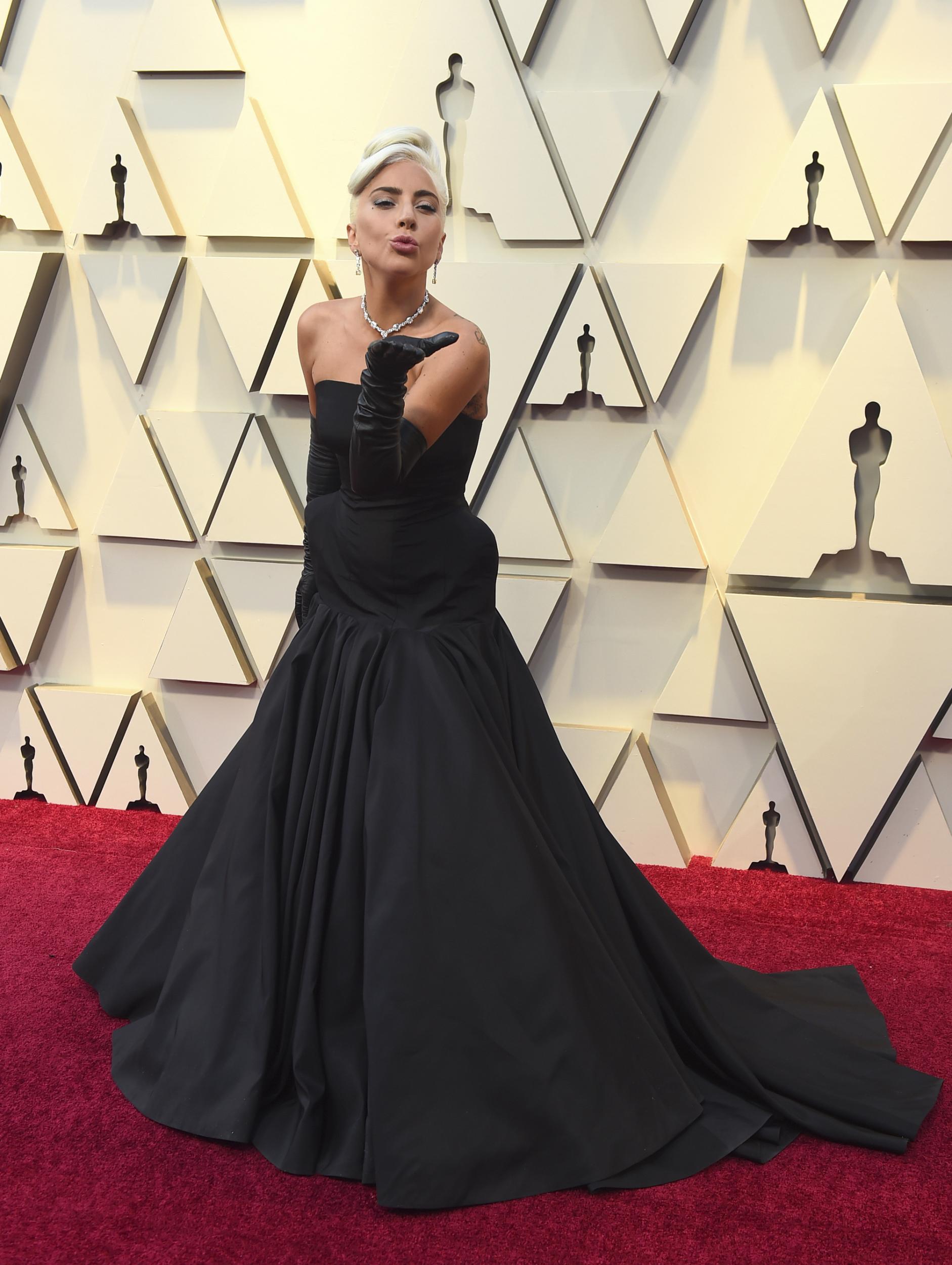 Lady Gaga arrives at the Oscars 2019