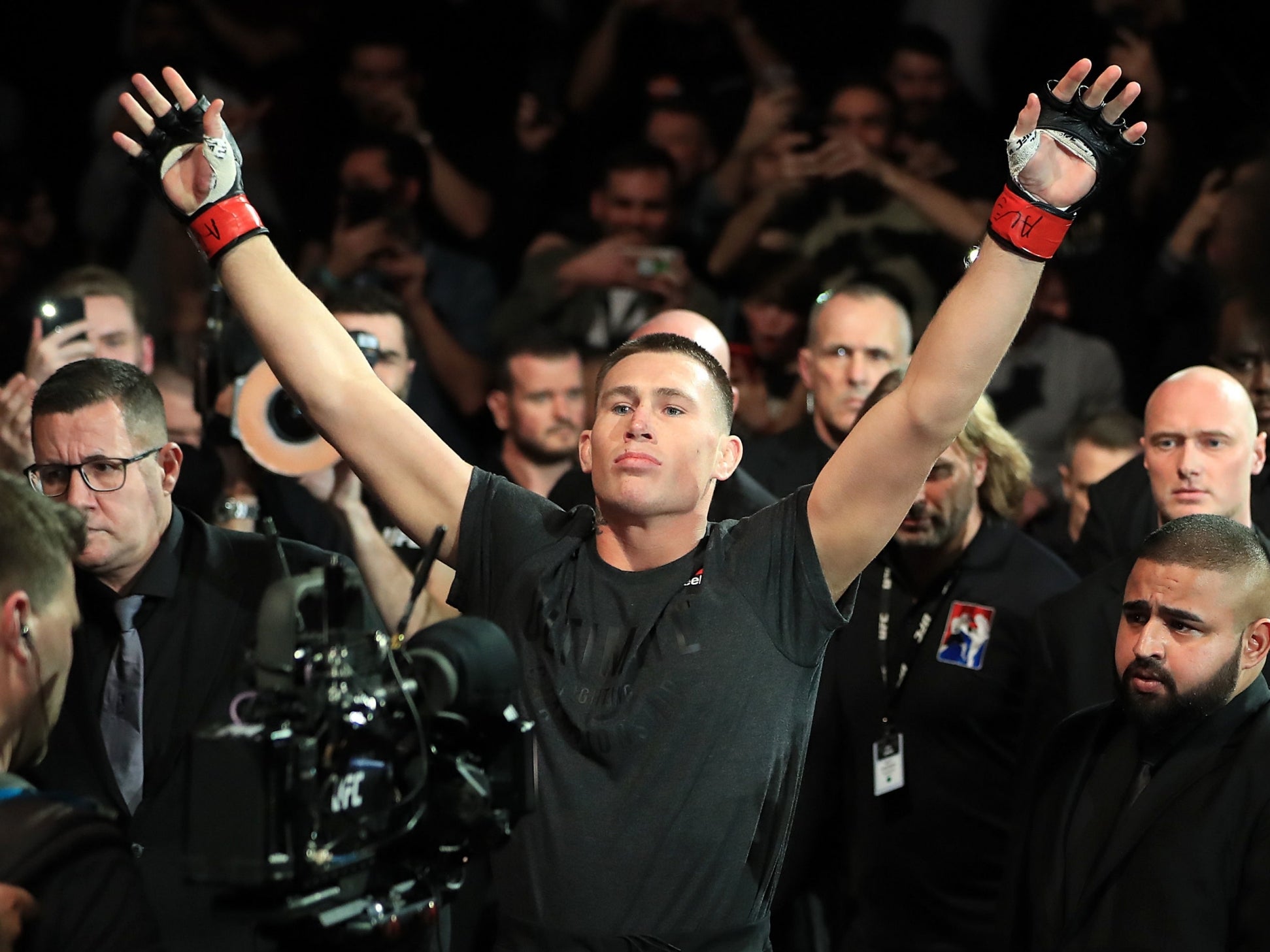 Till emerged to a raucous reception from the UFC London fans