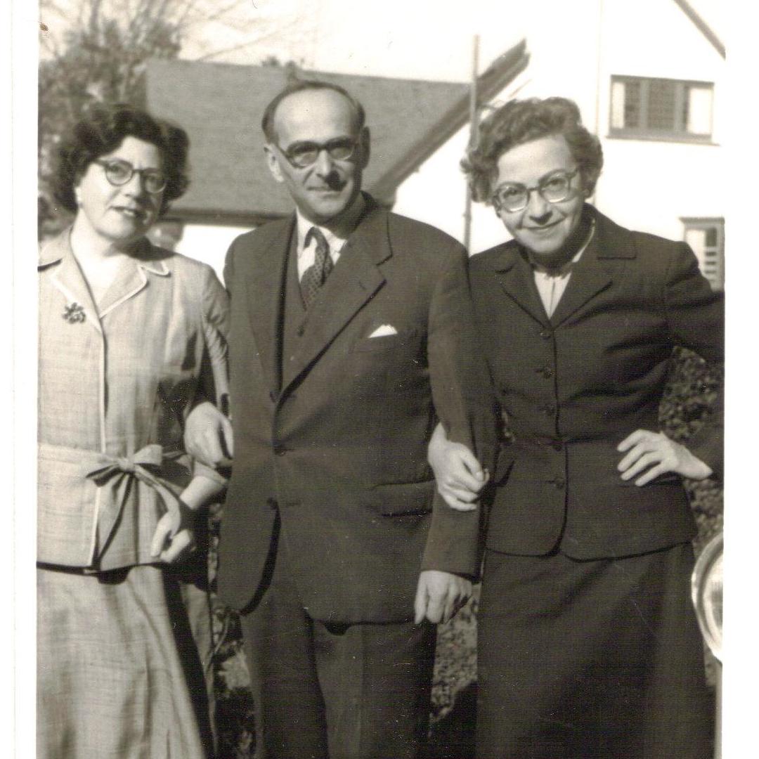 Wolfgang Krebs with his wife Lotte (left) and Lotte’s sister Trude Rittmann