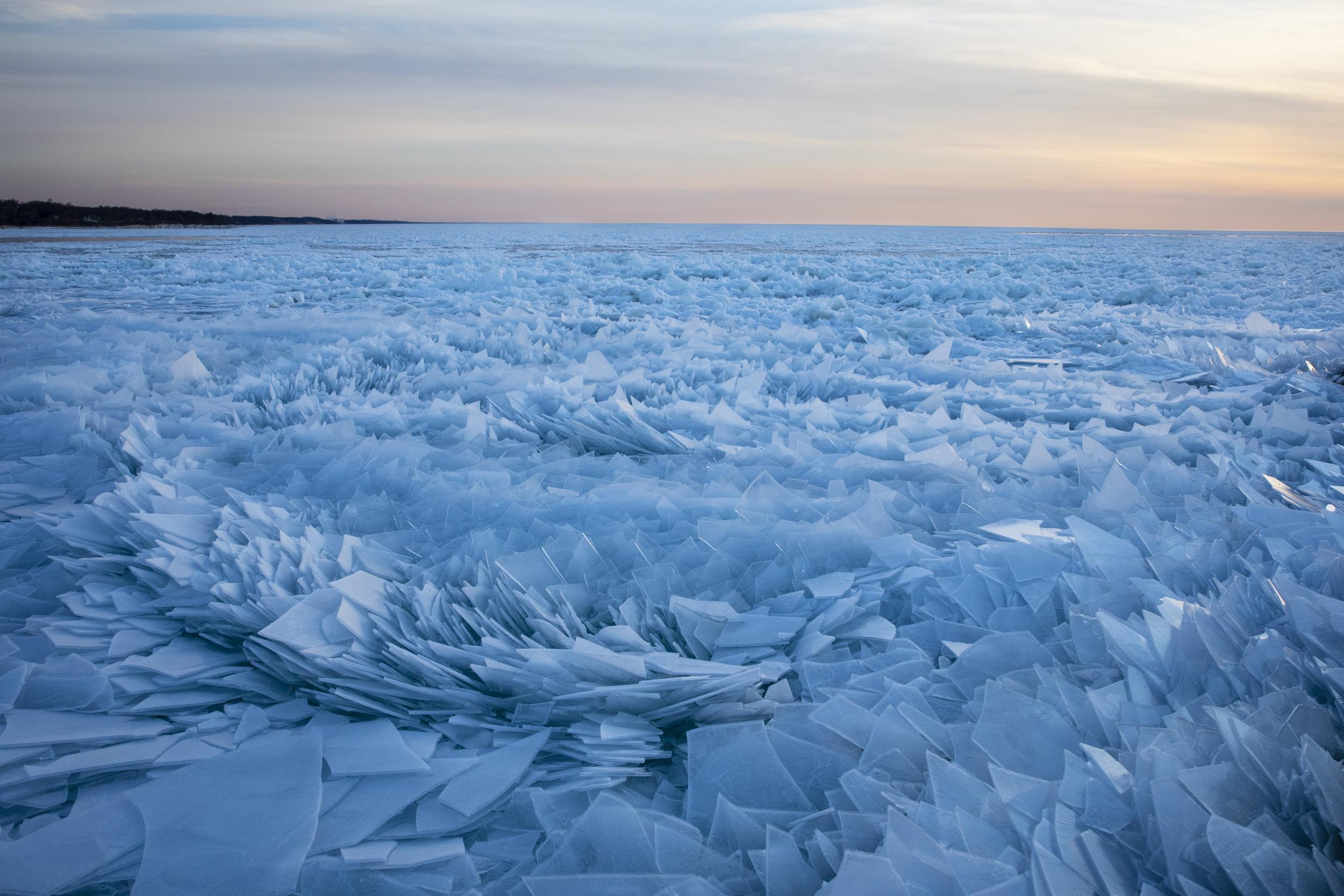 The phenomenon can be seen from South Haven Pier (AP)