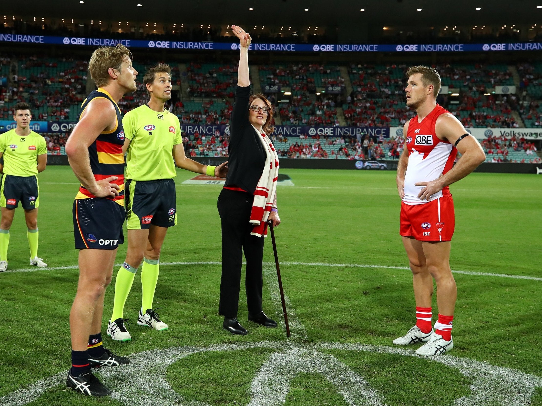 Double-amputee Cynthia Banham was the guest coin-tosser for the tie between Sydney Swans and Adelaide Crows