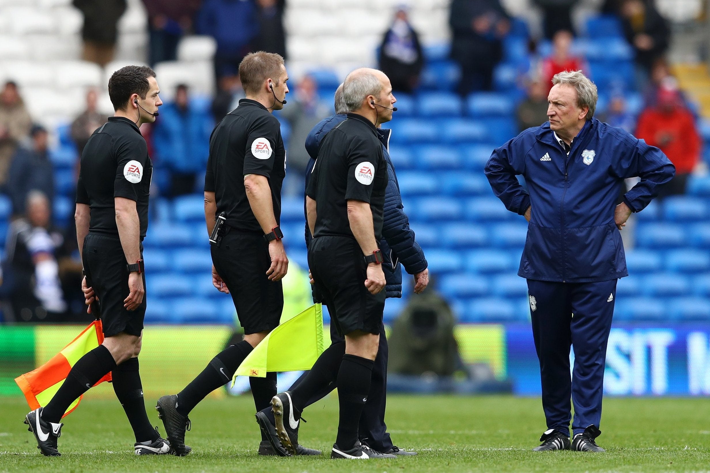 Neil Warnock confronts the officials