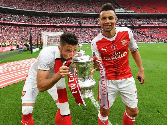 Coquelin and Olivier Giroud celebrate winning the FA Cup in 2017