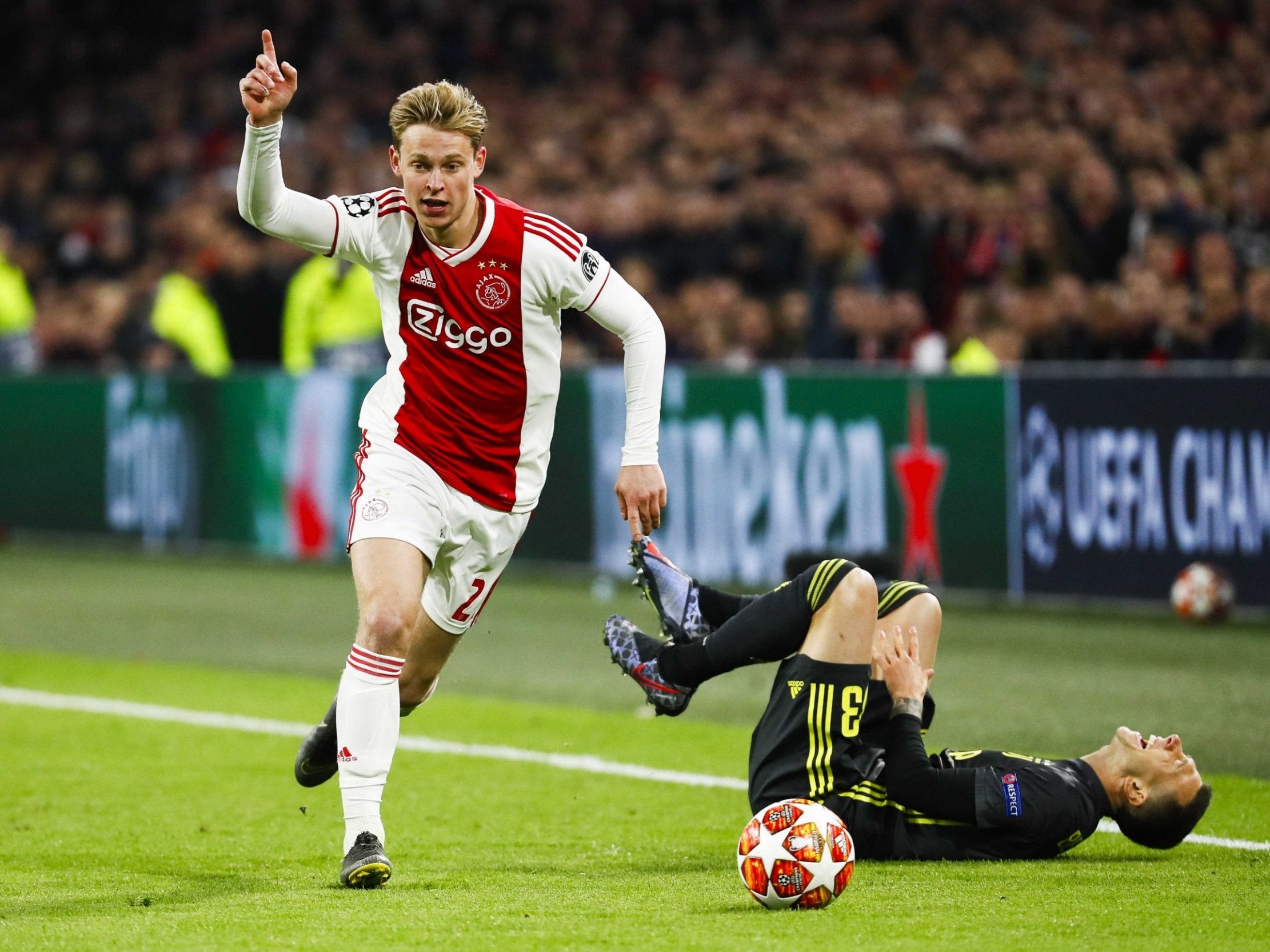 Frenkie De Jong caused plenty of problems for Juventus in their first leg against Ajax