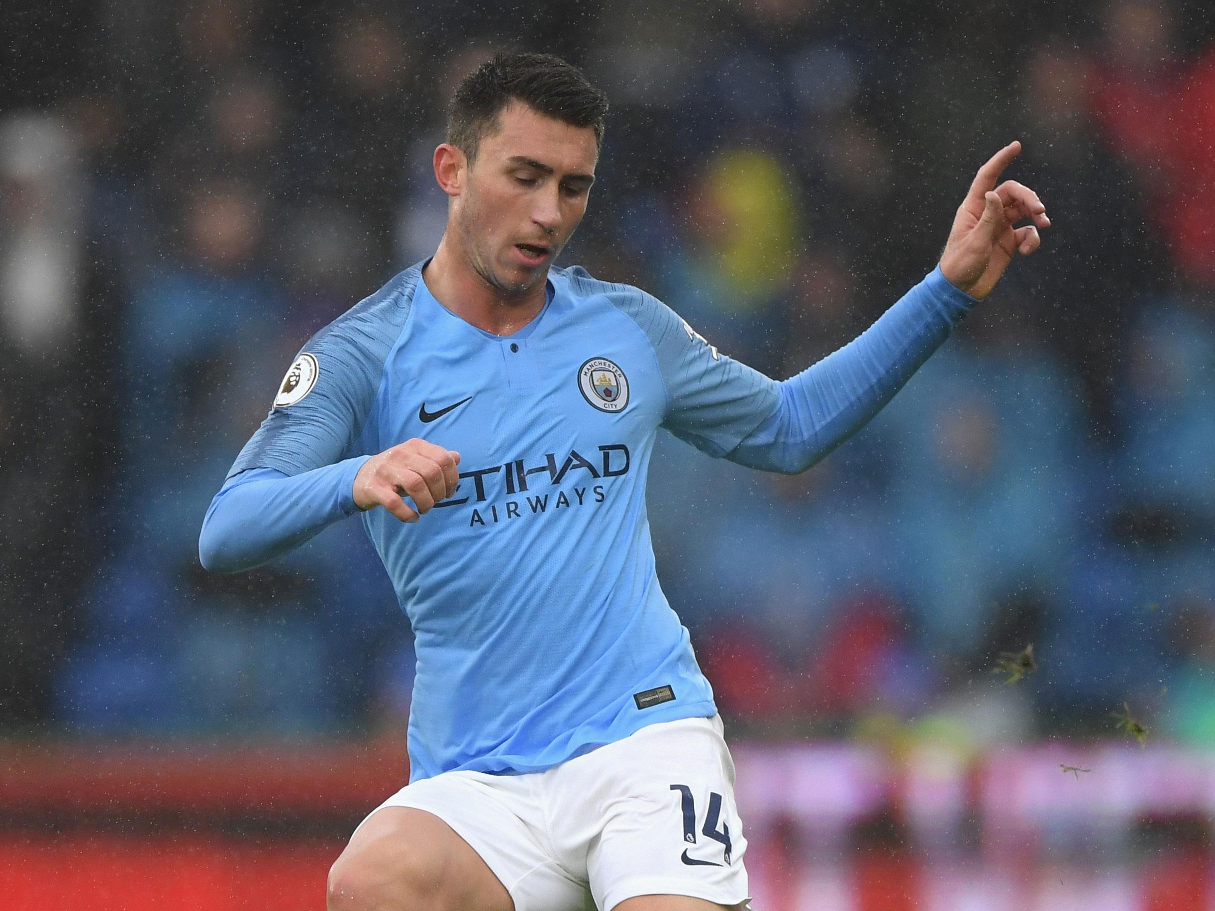 <b>Opponent:</b> Tottenham (H), Manchester Utd (A)
<br><b>Price:</b> £6.1m 
<br><b>Ownership:</b> 12.5%