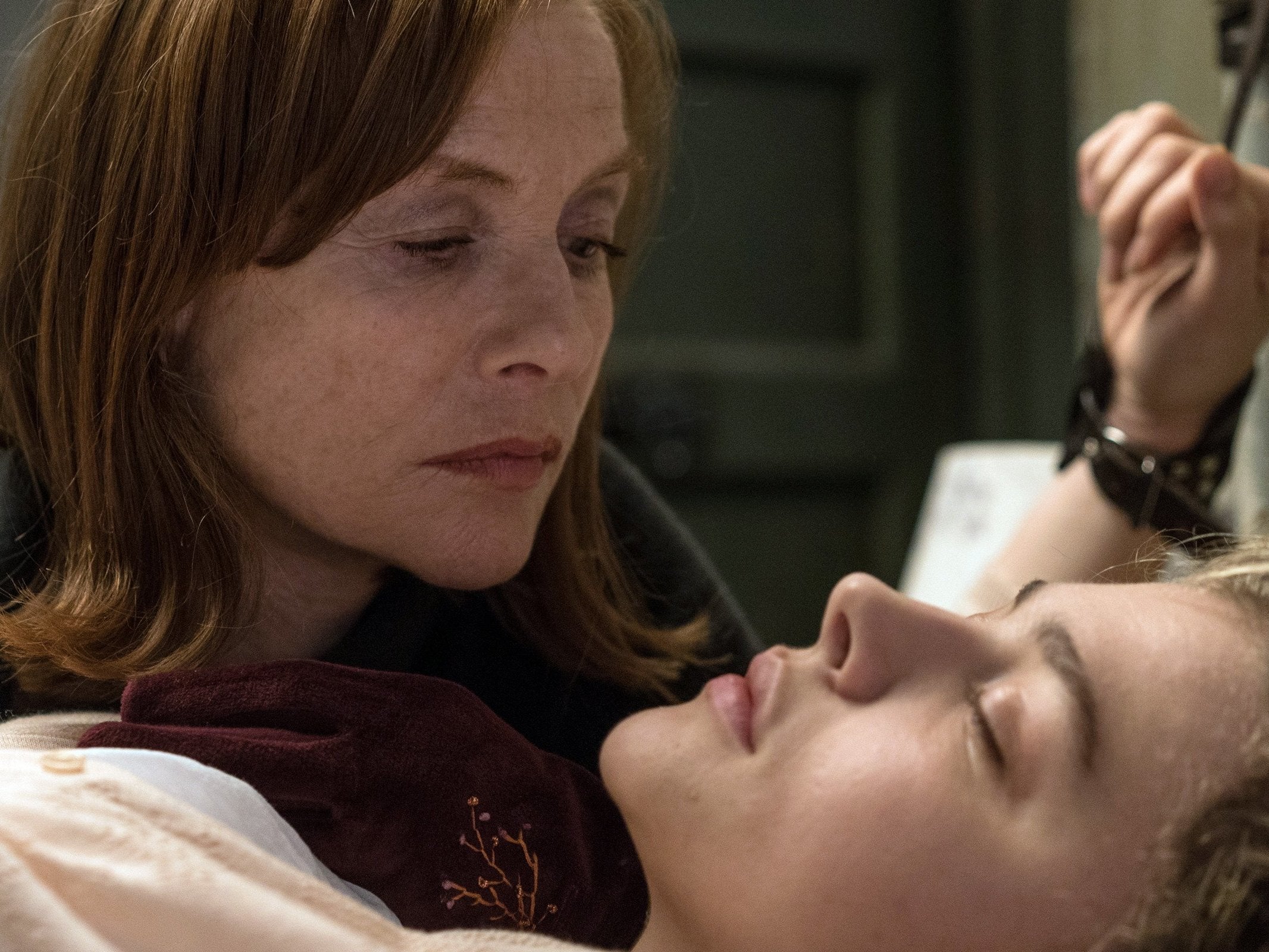 Huppert taunts Choe Grace Moretz in ‘Greta’