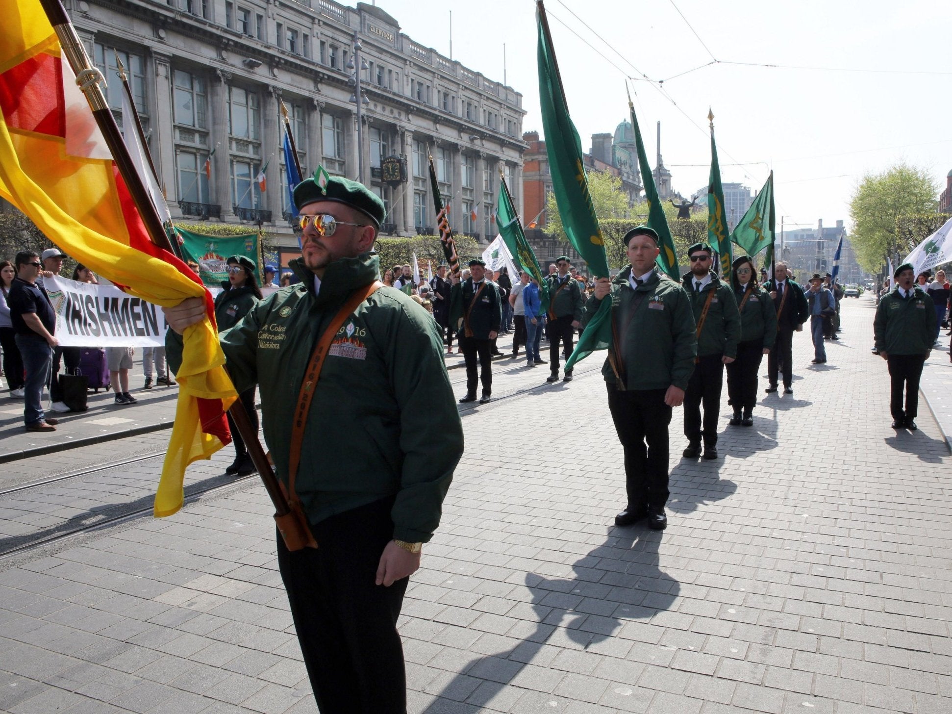 Dissident republicans marched in Dublin on Saturday to commemorate the 1916 Easter Rising