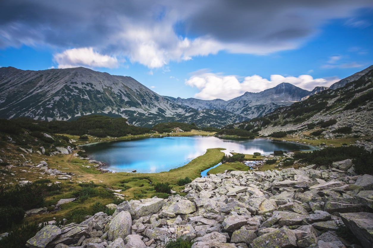 Towering ranges paint an incredible backdrop for hikes