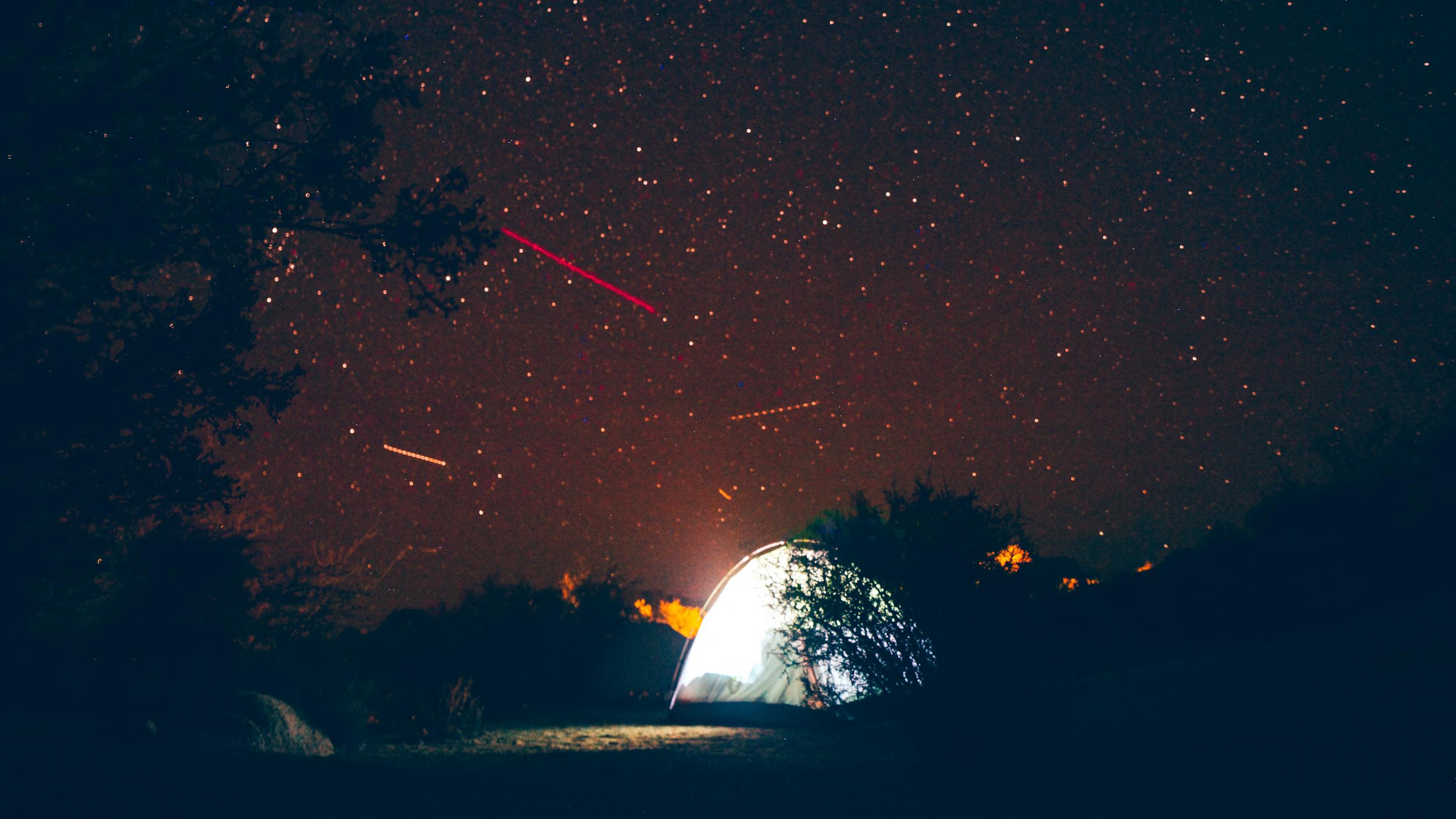 At almost 5,000 feet above sea level, and with the nearest major city (Phoenix) some 300 miles away, Joshua Tree is ideal for spotting heavenly wonders