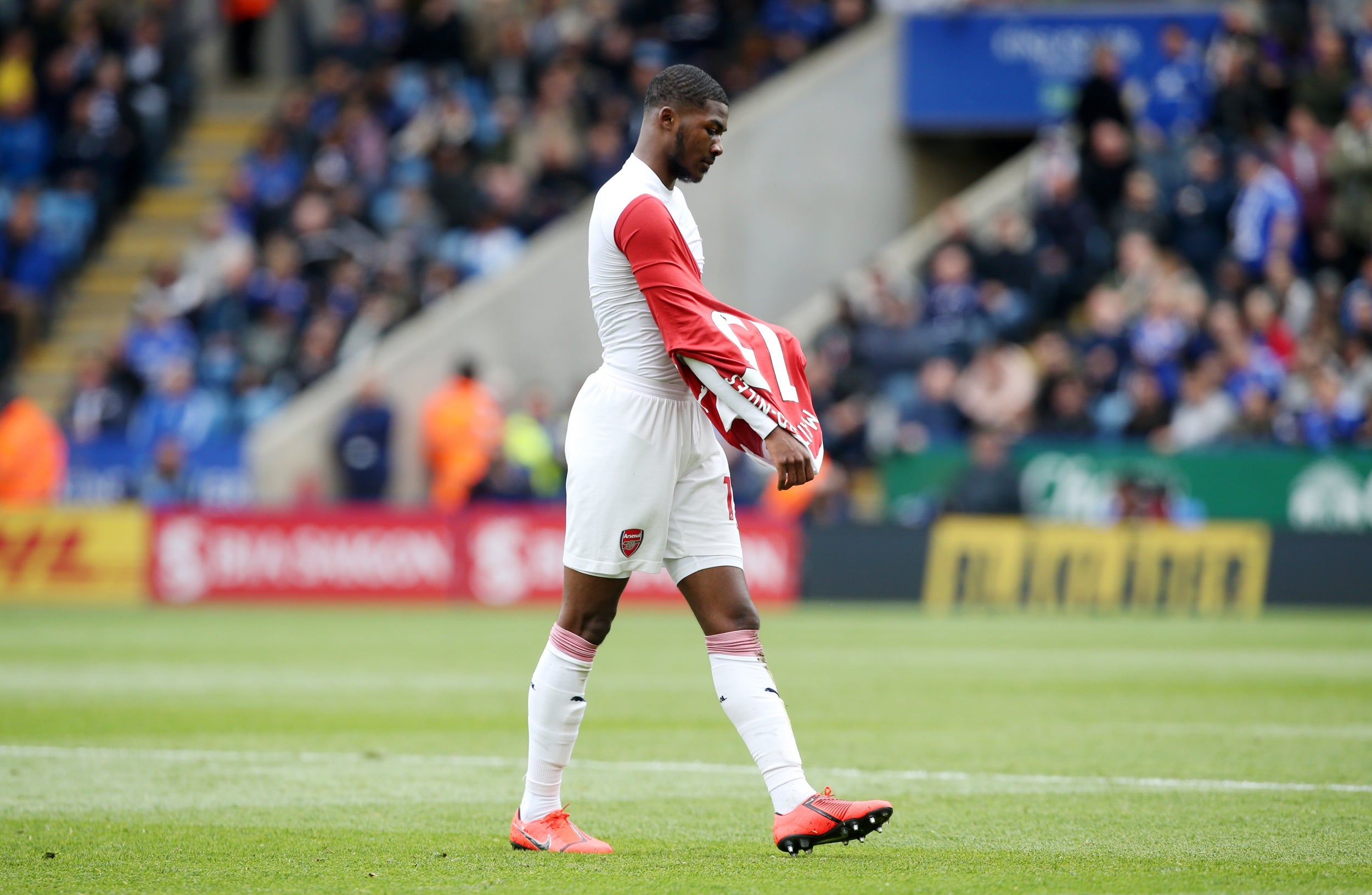 Ainsley Maitland-Niles receives a red card (Getty)