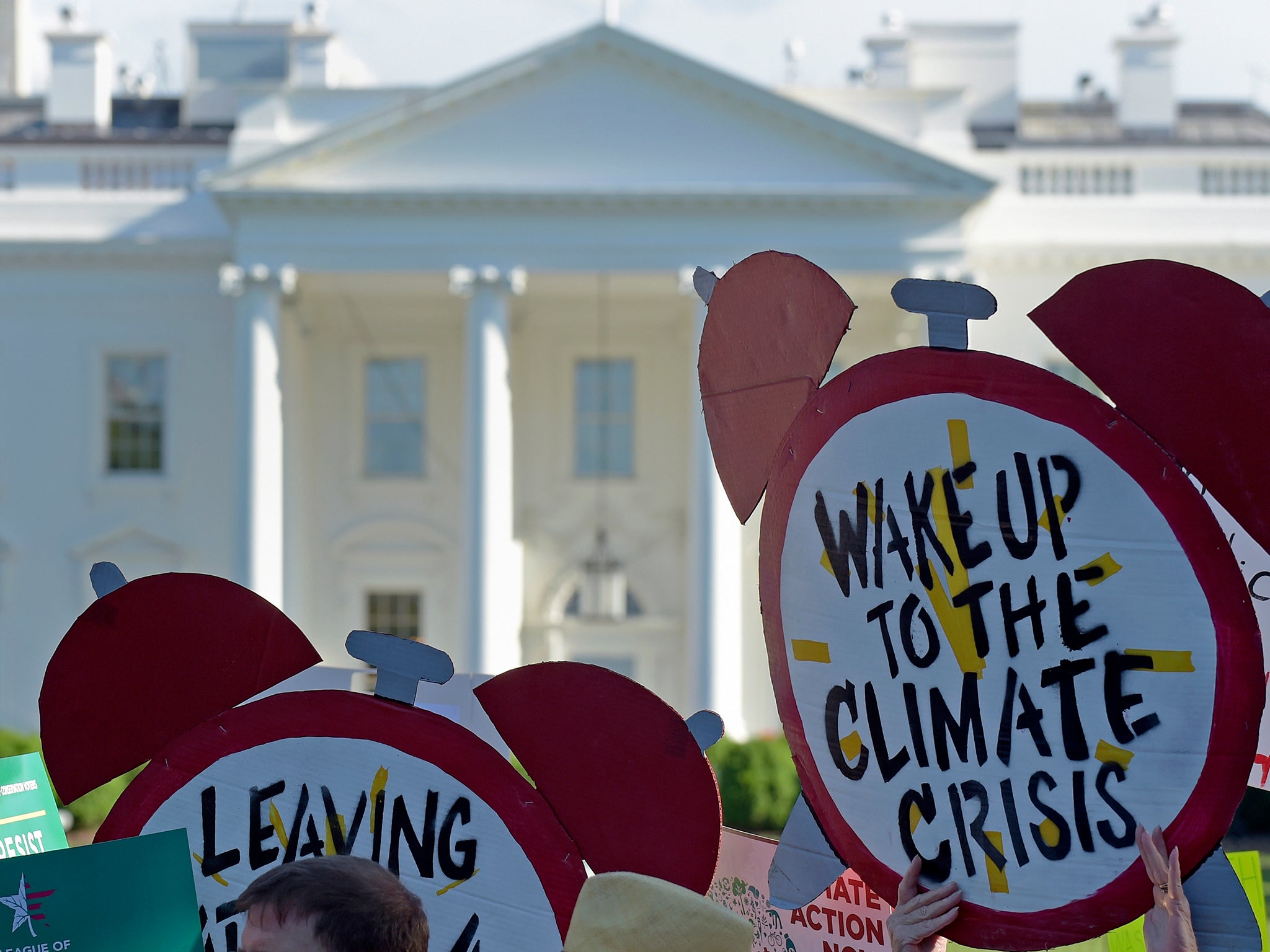 Democrats say they are sending signal to the world that the party supports the Paris agreement regardless of Donald Trump's decisions