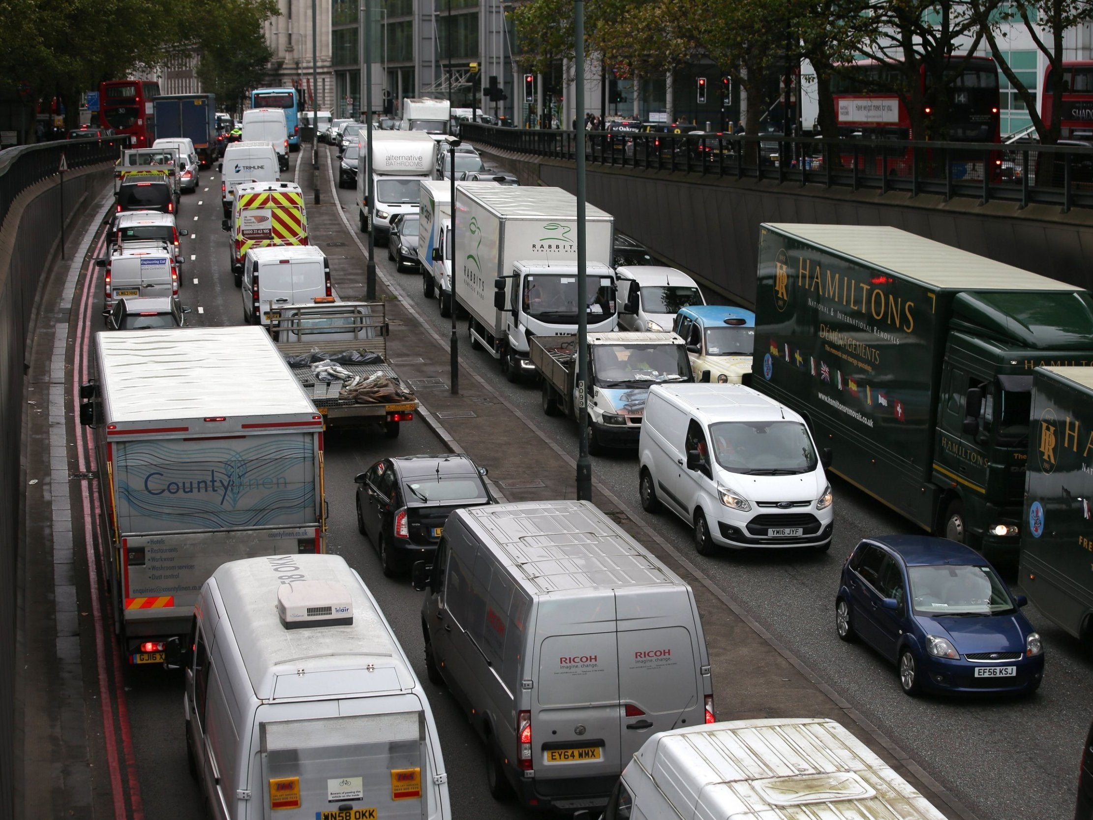 Filling empty seats would cut congestion