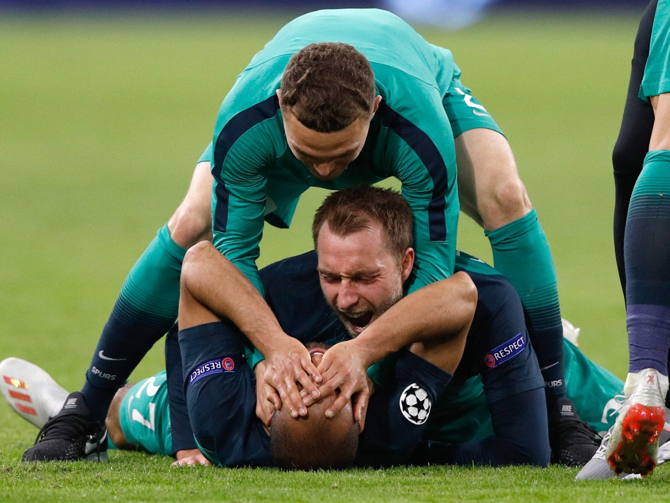 Spurs celebrate at full-time