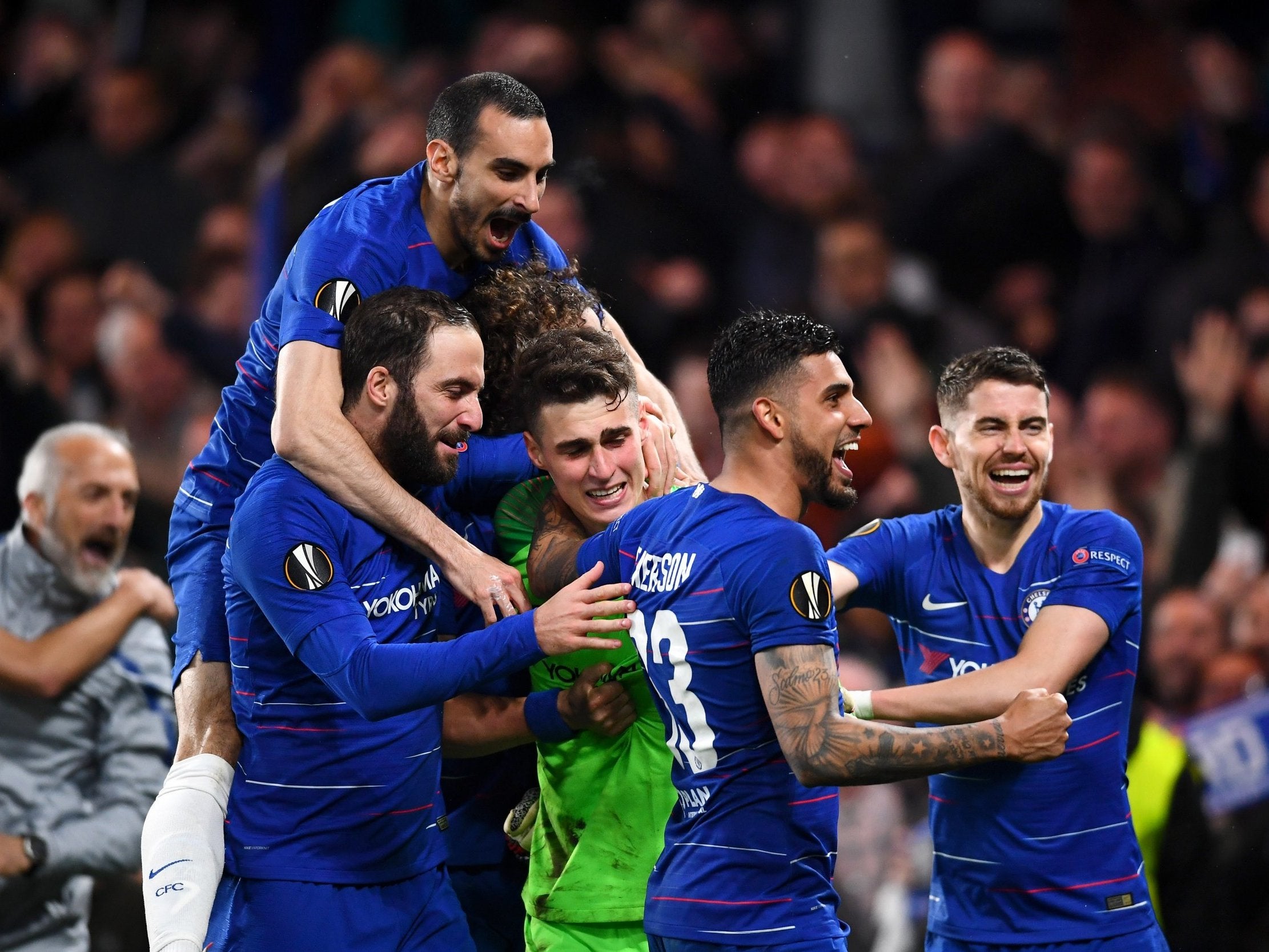 Chelsea celebrate after Kepa Arrizabalaga’s two shootout saves