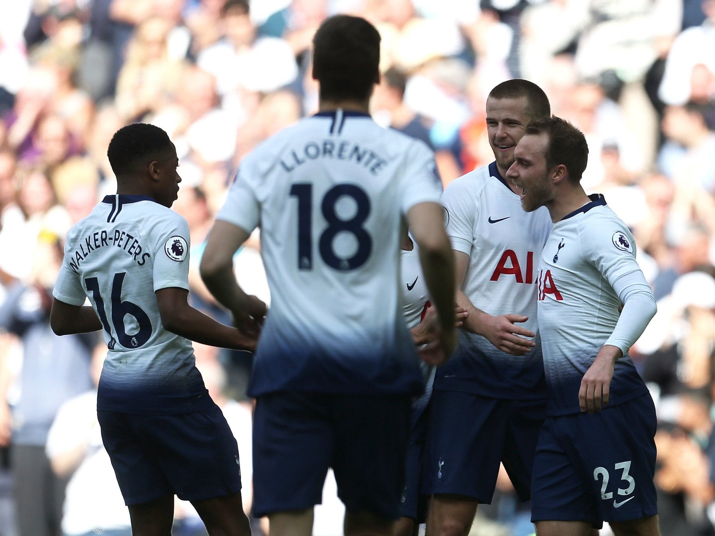 Christian Eriksen celebrates scoring the equaliser