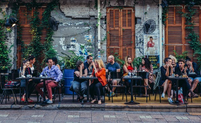 Alfresco eating in Tel Aviv