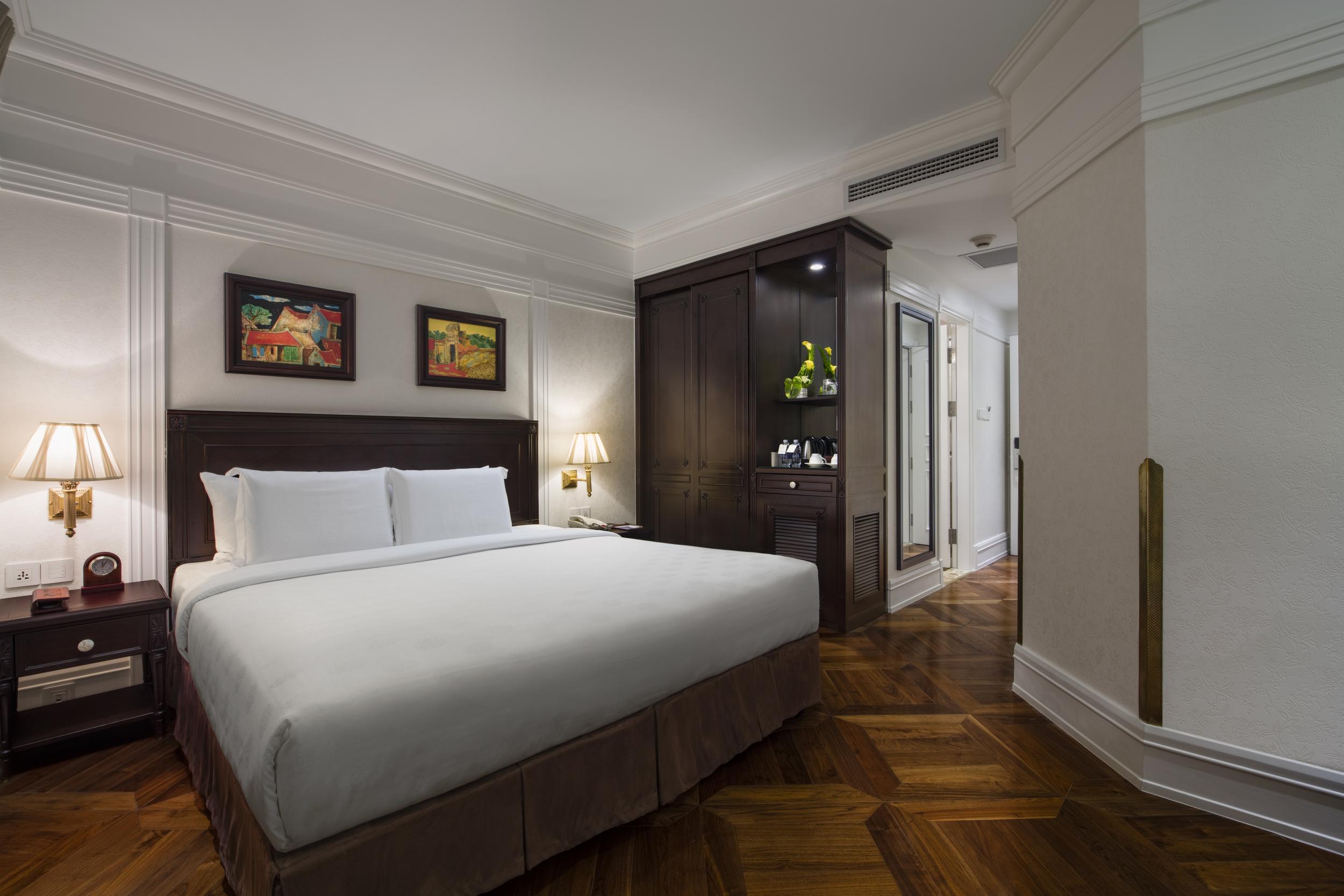 An executive room at Silk Path Boutique Hotel Hanoi