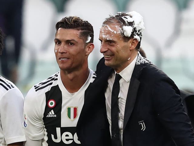 <p>Cristiano Ronaldo with Juventus coach Max Allegri in 2019</p>