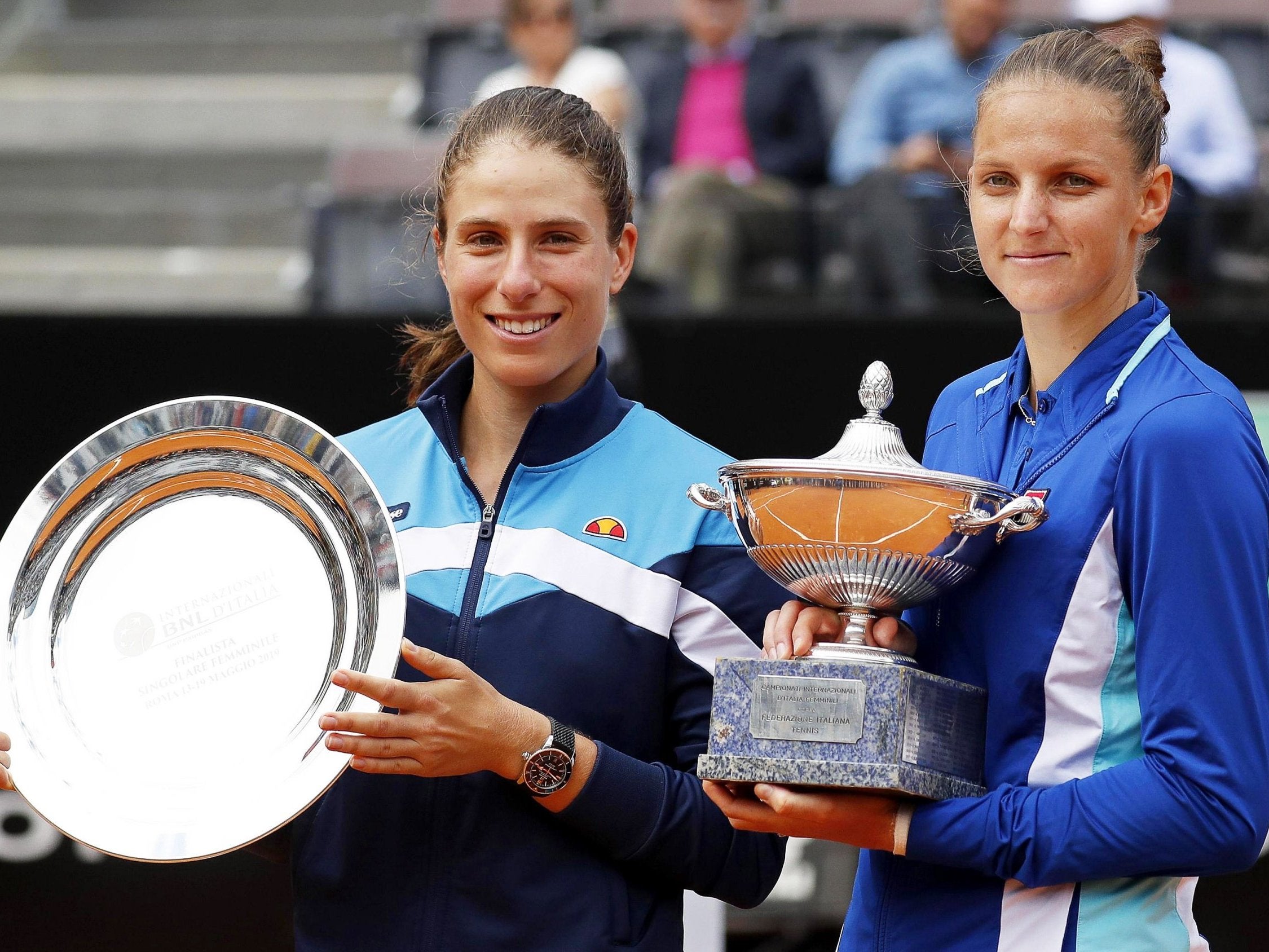 Karolina Pliskova (right) won the Italian Open final against Johanna Konta (left)