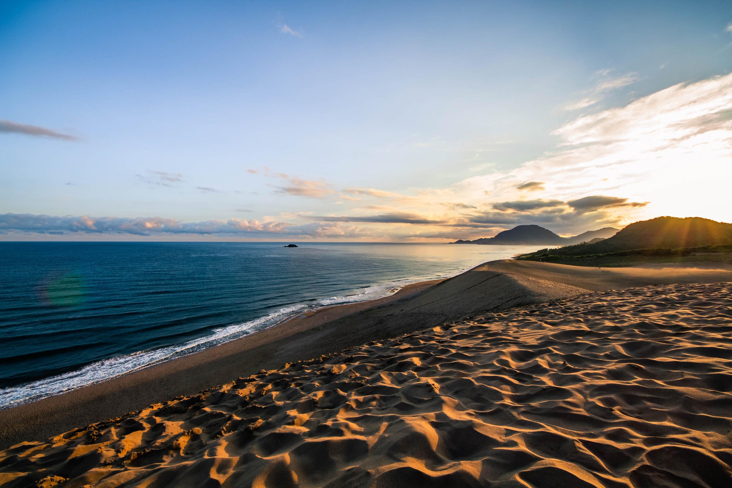 The Tottori sand dunes have erected signs in other languages asking tourists not to deface the landscape