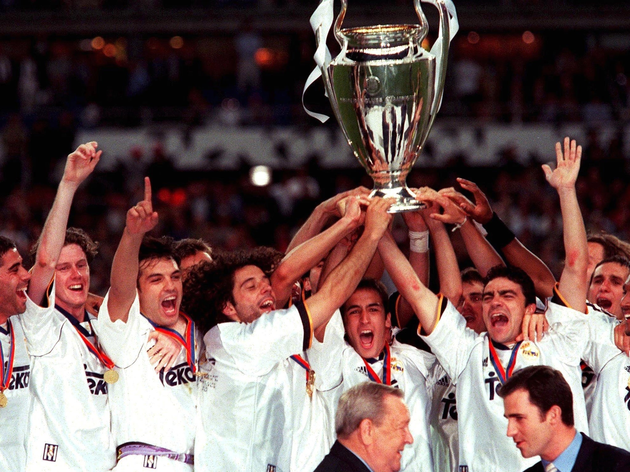 Real Madrid won the first one-country final in 2000 by beating Valencia