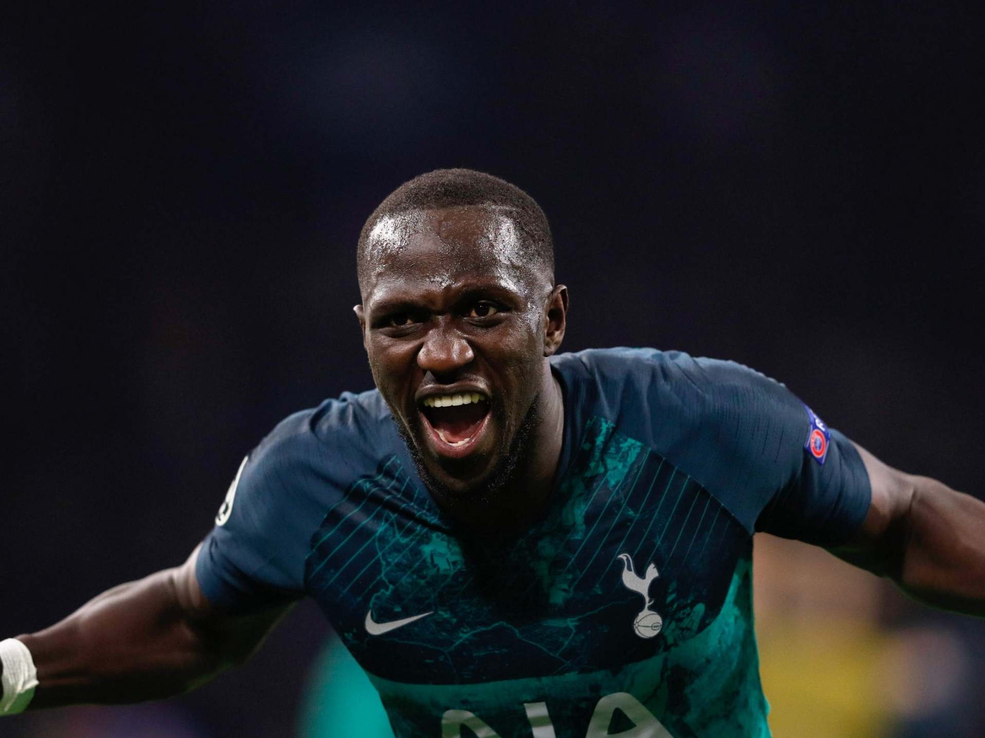 Moussa Sissoko celebrates in Amsterdam