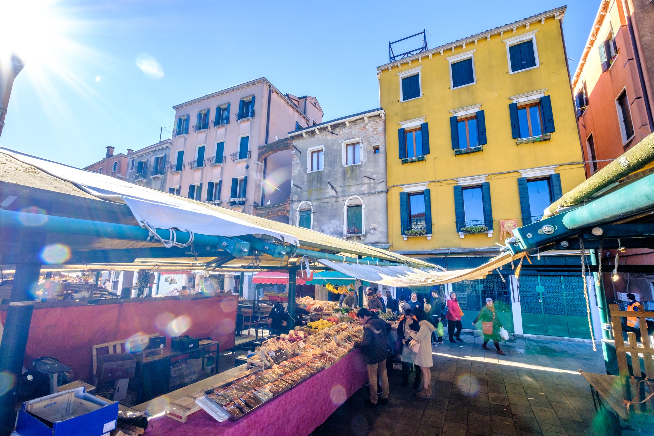 Come early to the atmospheric Mercato di Rialto (Getty)